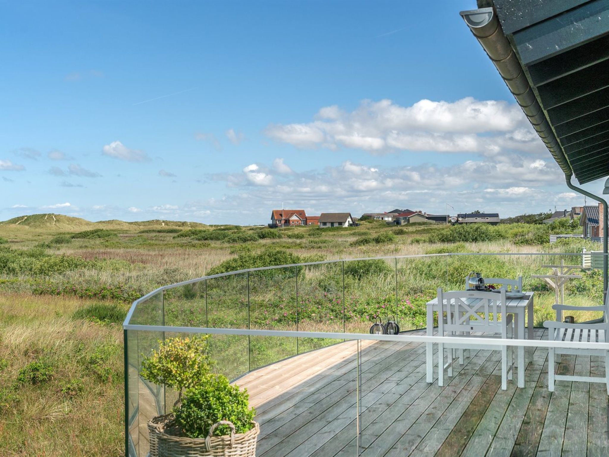 "Ortwin" - 300m from the sea - Buiten