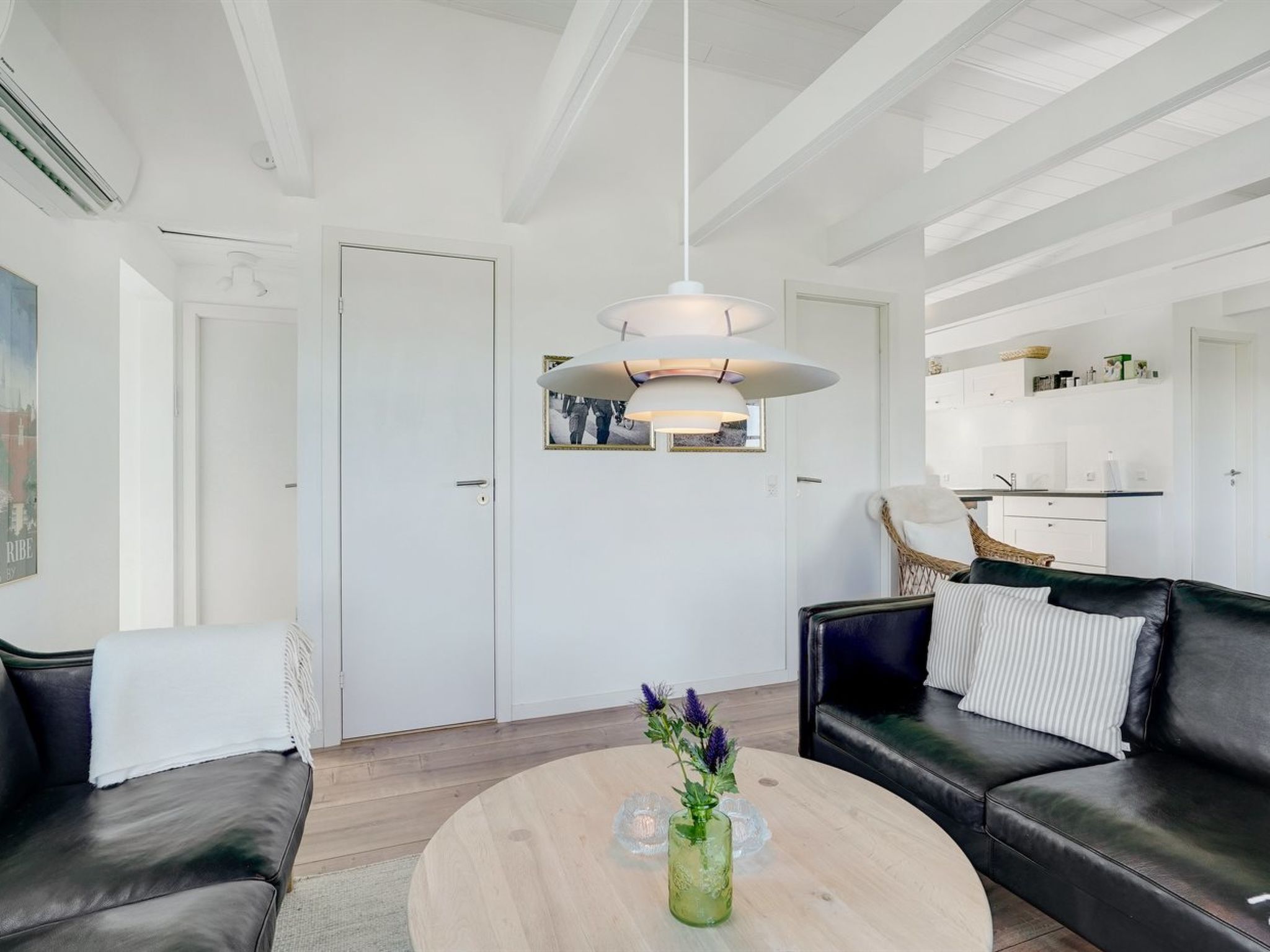 "Ortwin" - 300m from the sea - Binnen