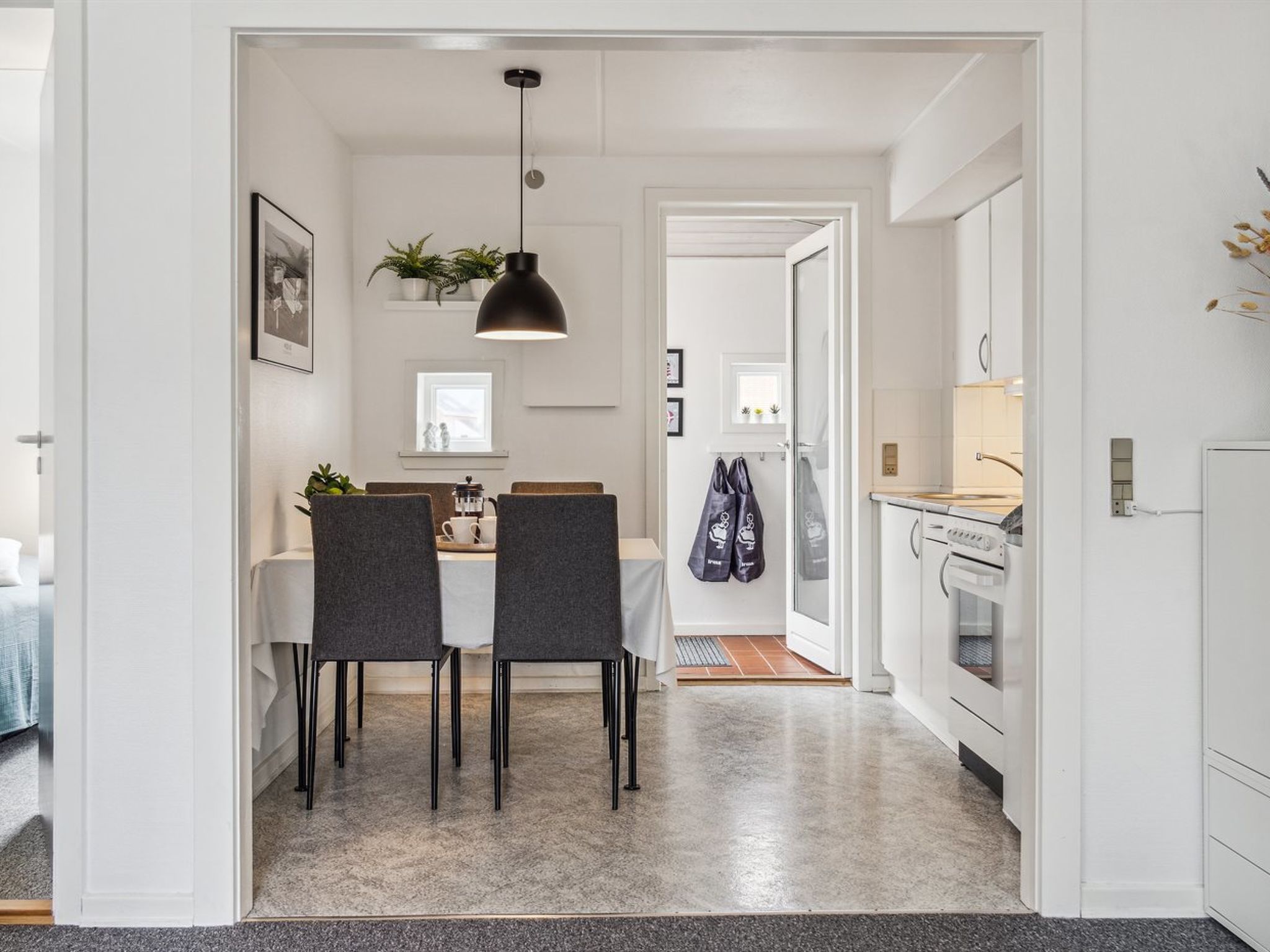 "Withulf" - 2.3km from the sea - Inside