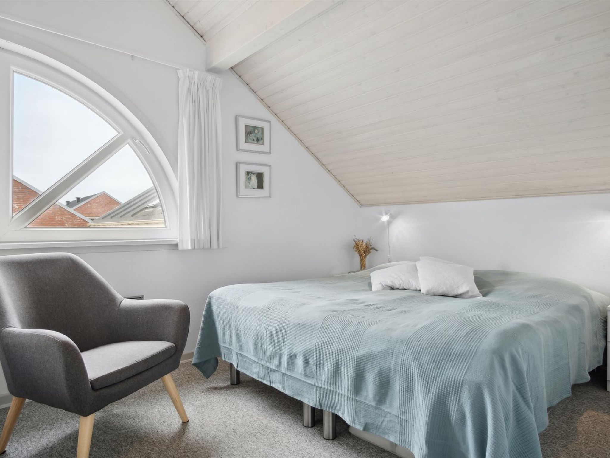"Withulf" - 2.3km from the sea - Inside