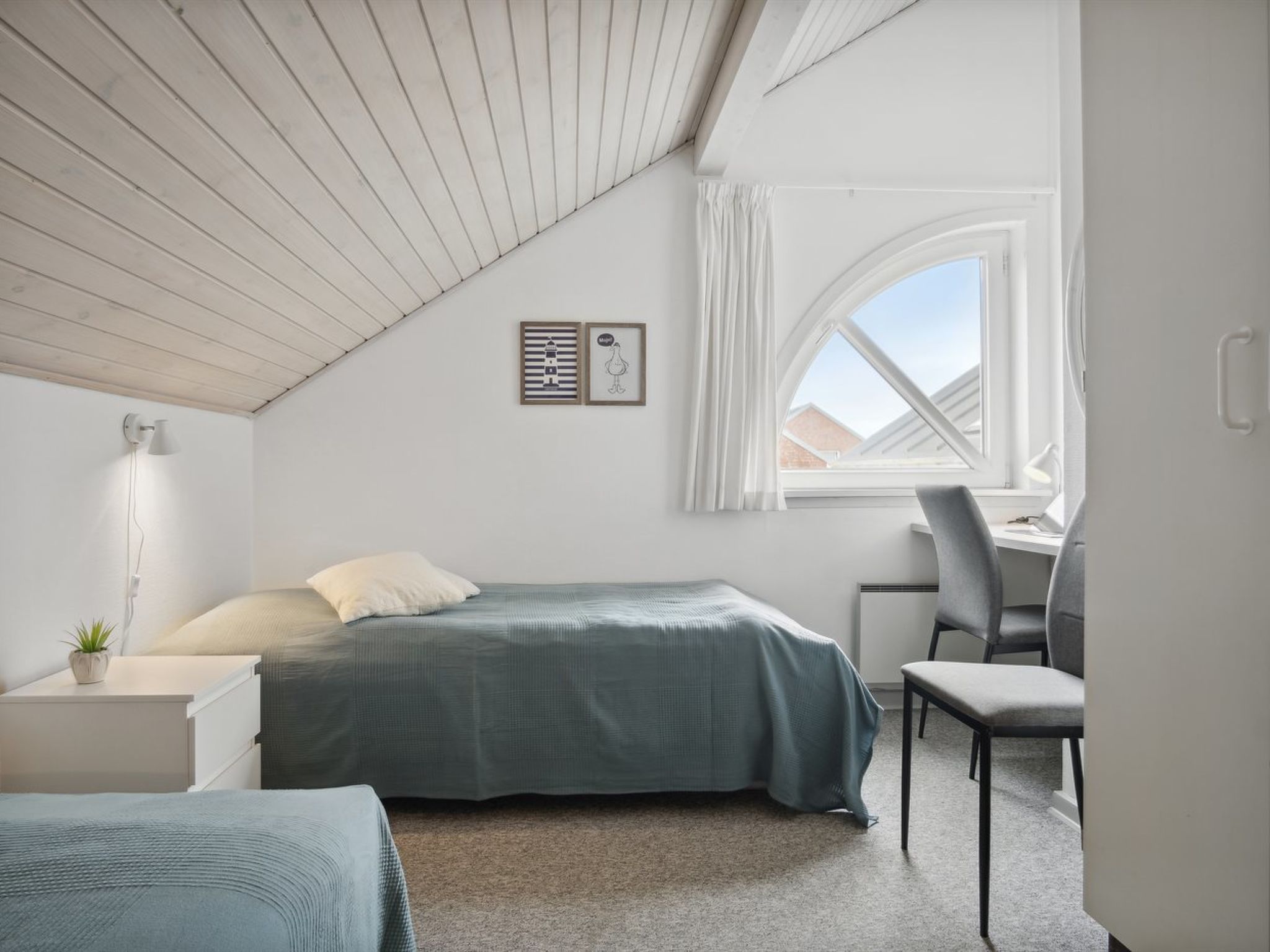 "Withulf" - 2.3km from the sea - Inside