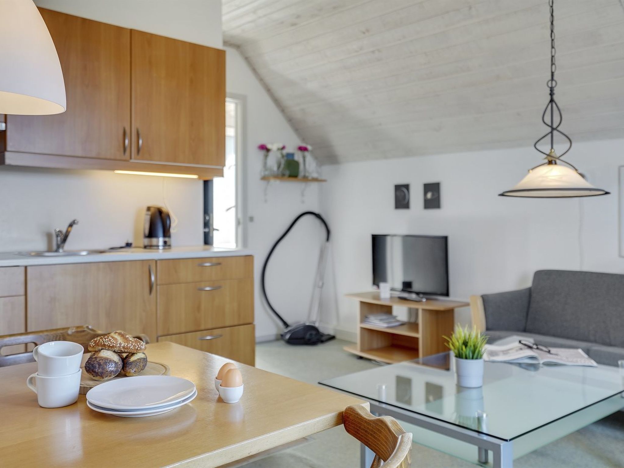 "Otto" - 2.3km from the sea - Inside