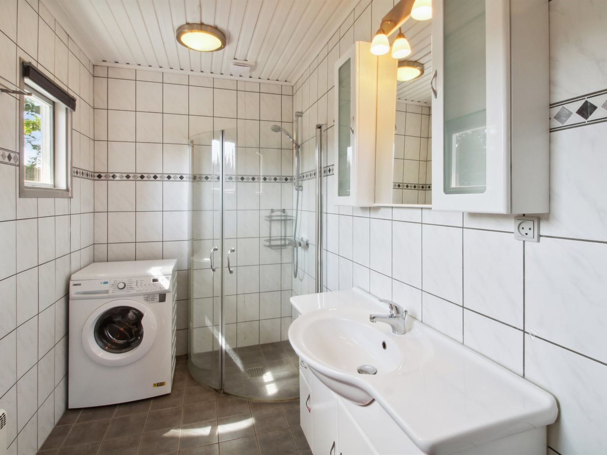 "Asfrid" - 3.5km from the sea - Inside