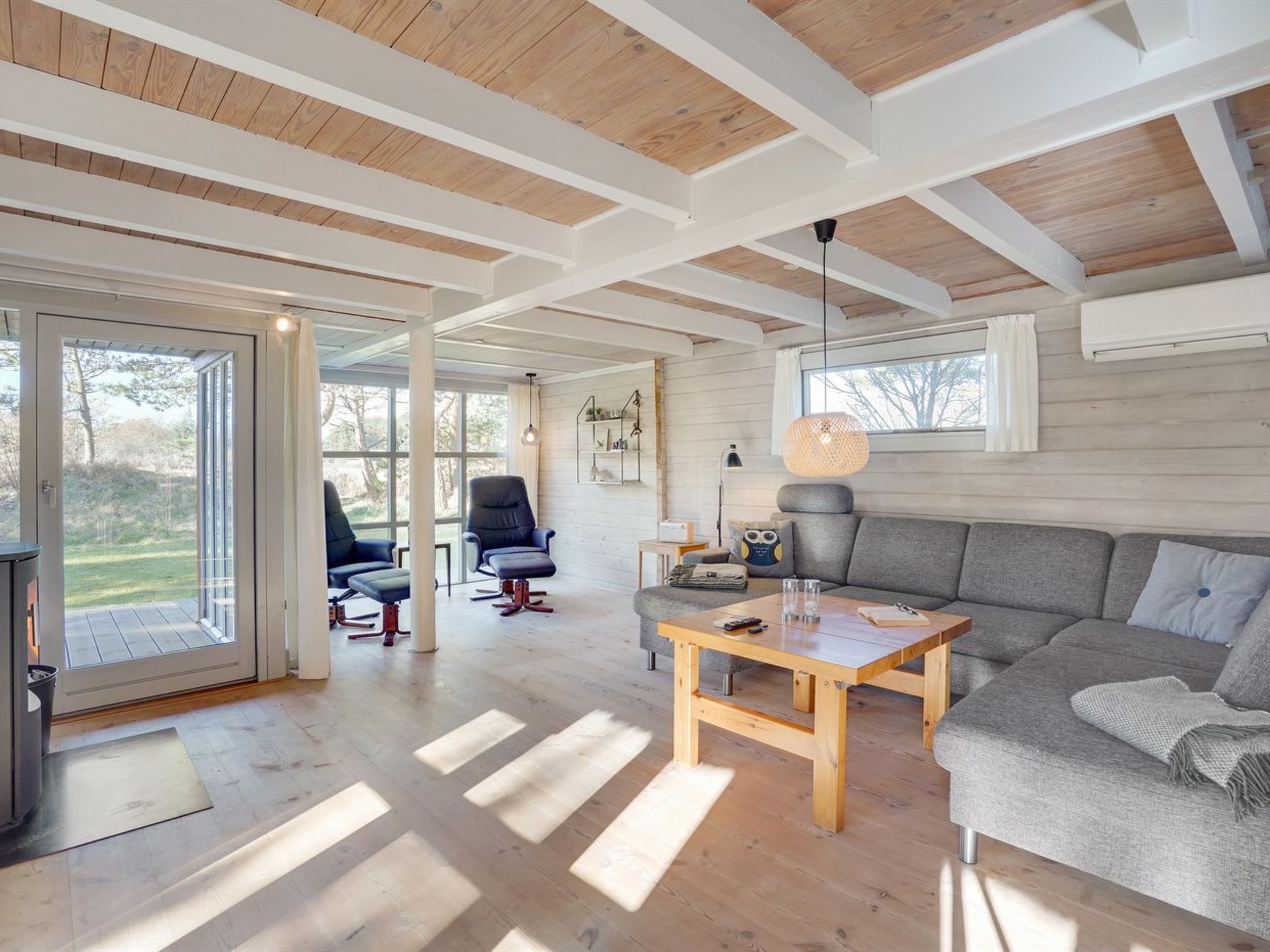 "Tine" - 2.3km from the sea - Binnen