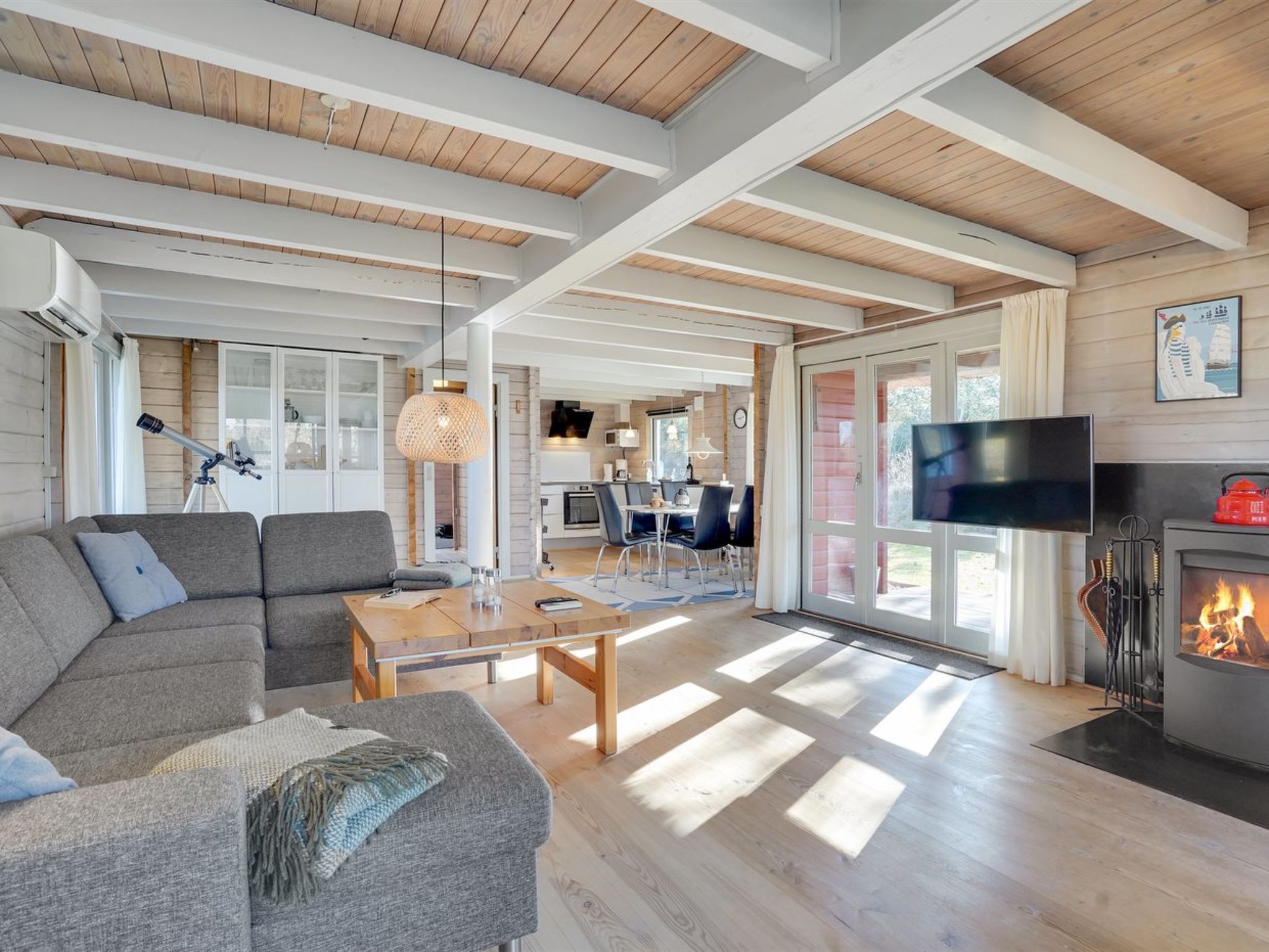 "Tine" - 2.3km from the sea - Binnen