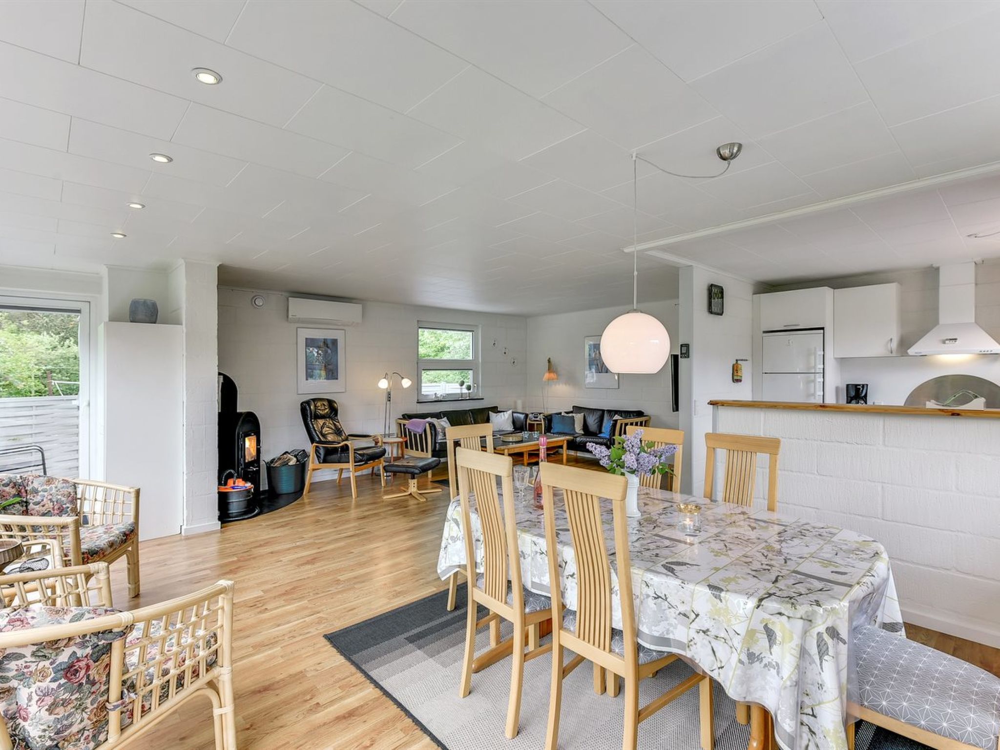 "Vicky" - 4km from the sea-Drinnen