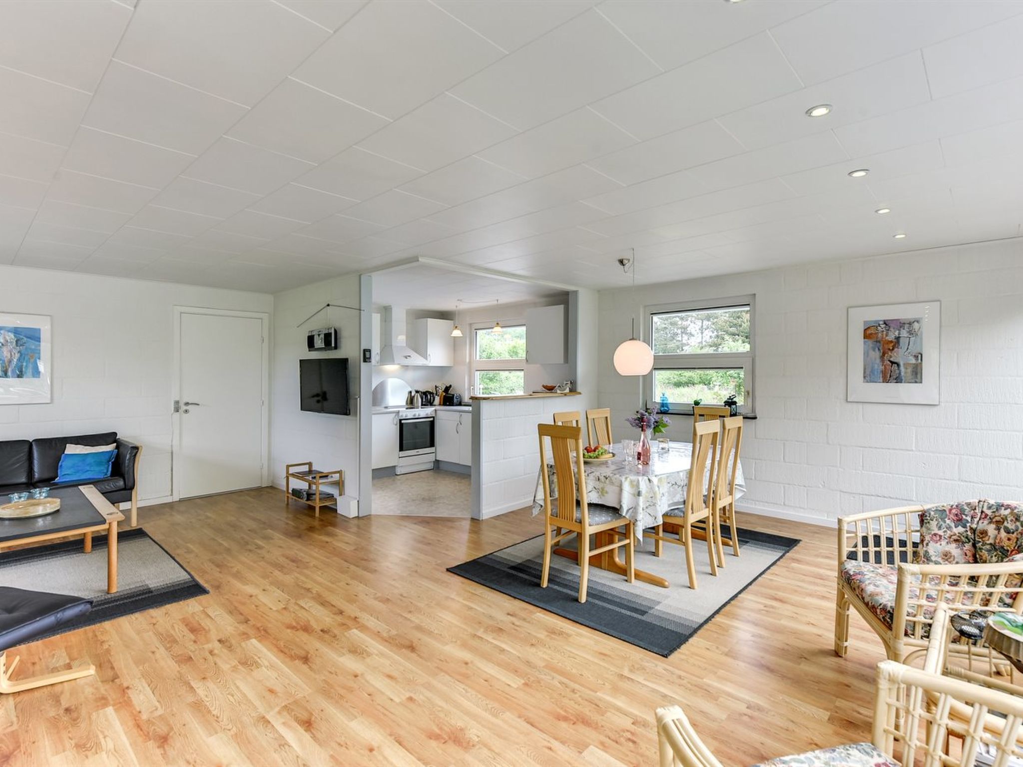"Vicky" - 4km from the sea-Drinnen