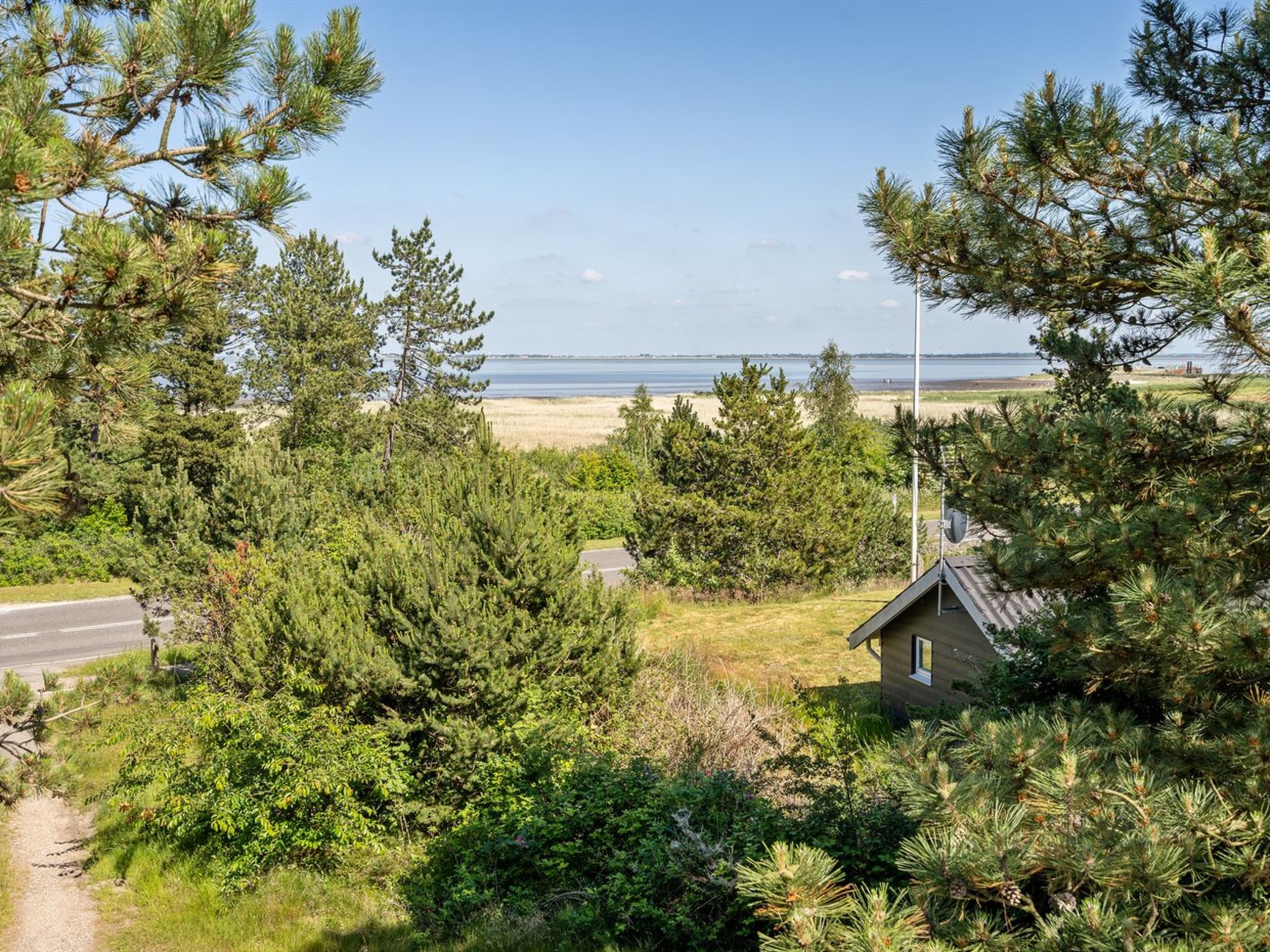 "Solvey" - 2km from the sea - Outside