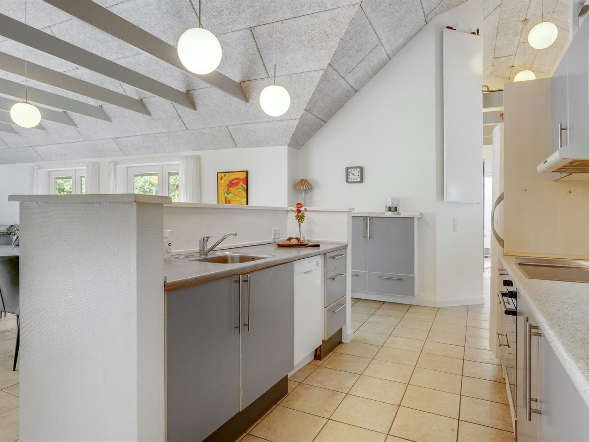 "Jenna" - 1.4km from the sea - Binnen
