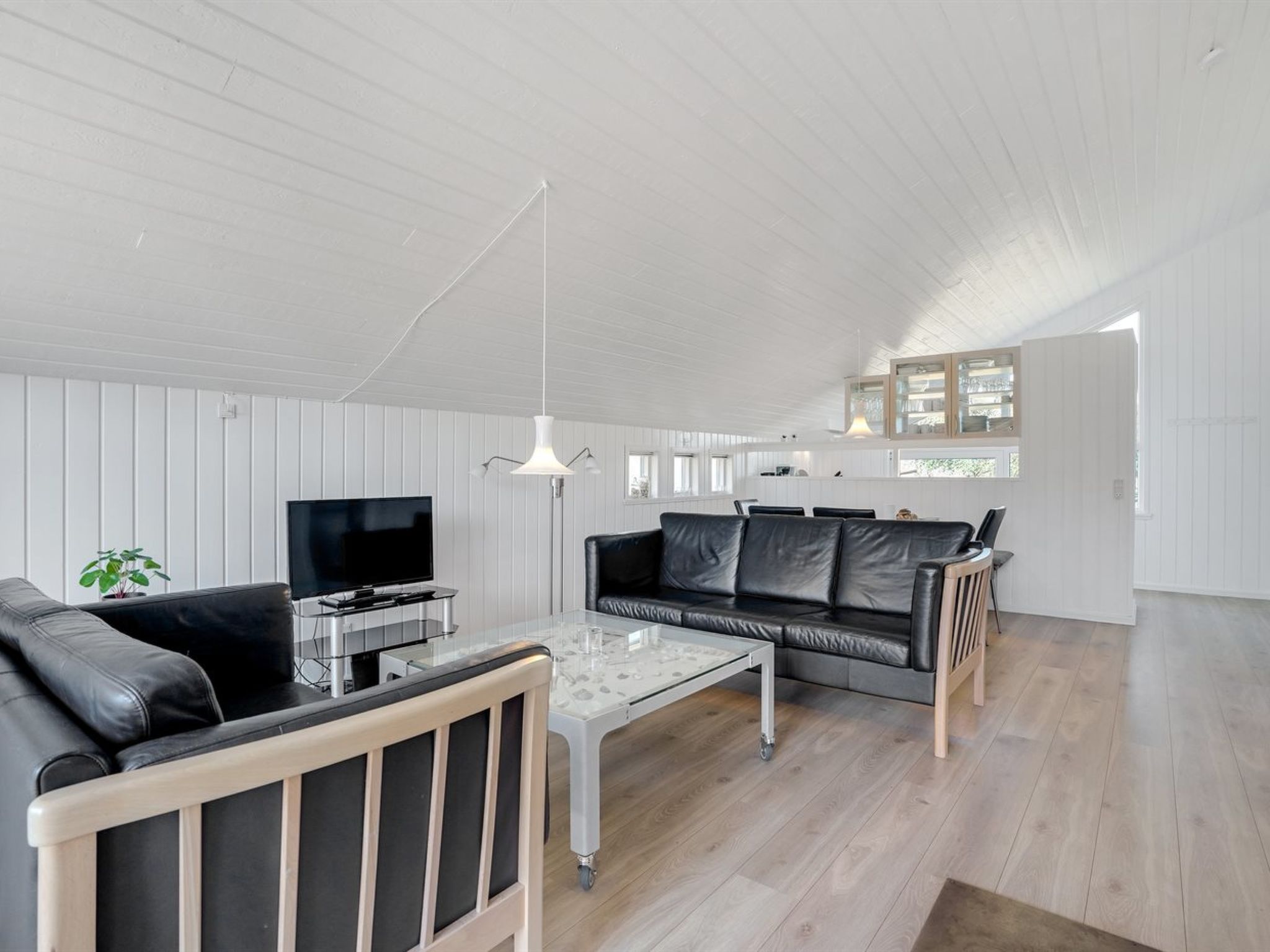 "Thera" - 2.8km from the sea - Inside