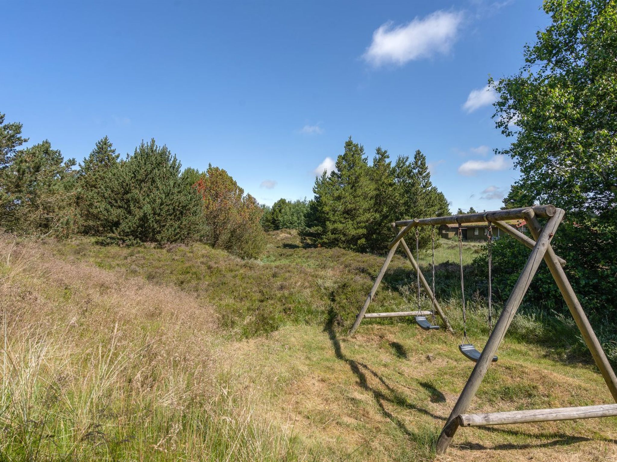 "Thera" - 2.8km from the sea - Outside