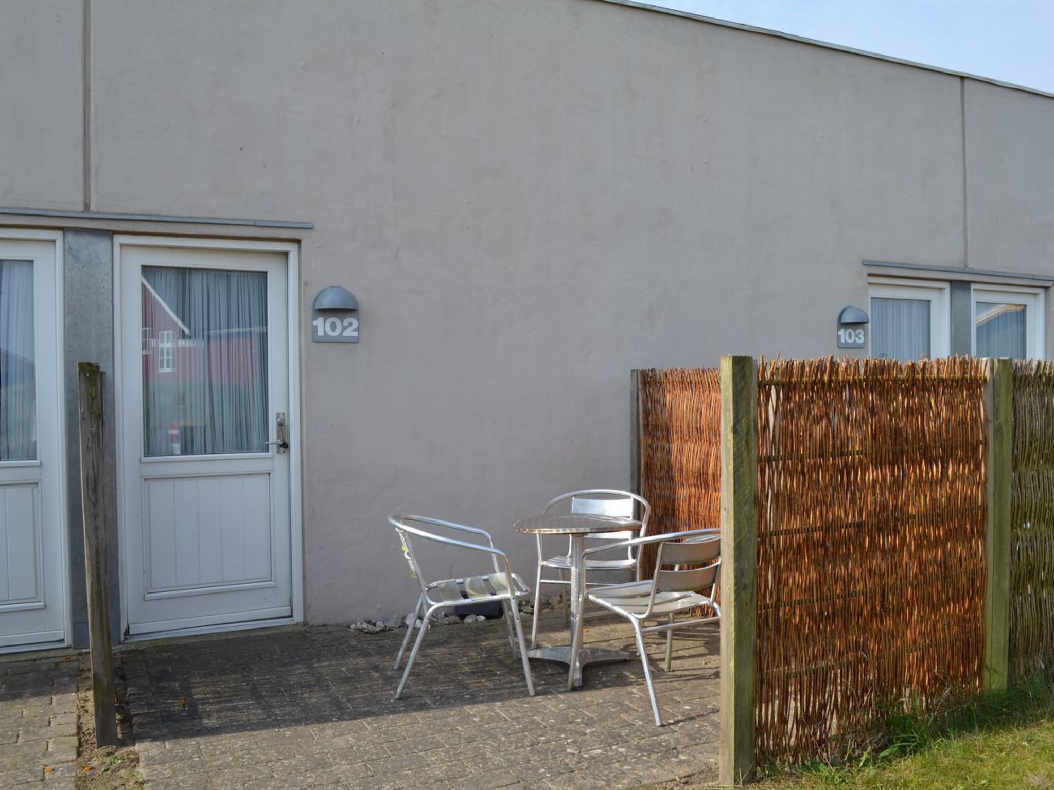 "Gunnlaug" - 500m from the sea - Buiten