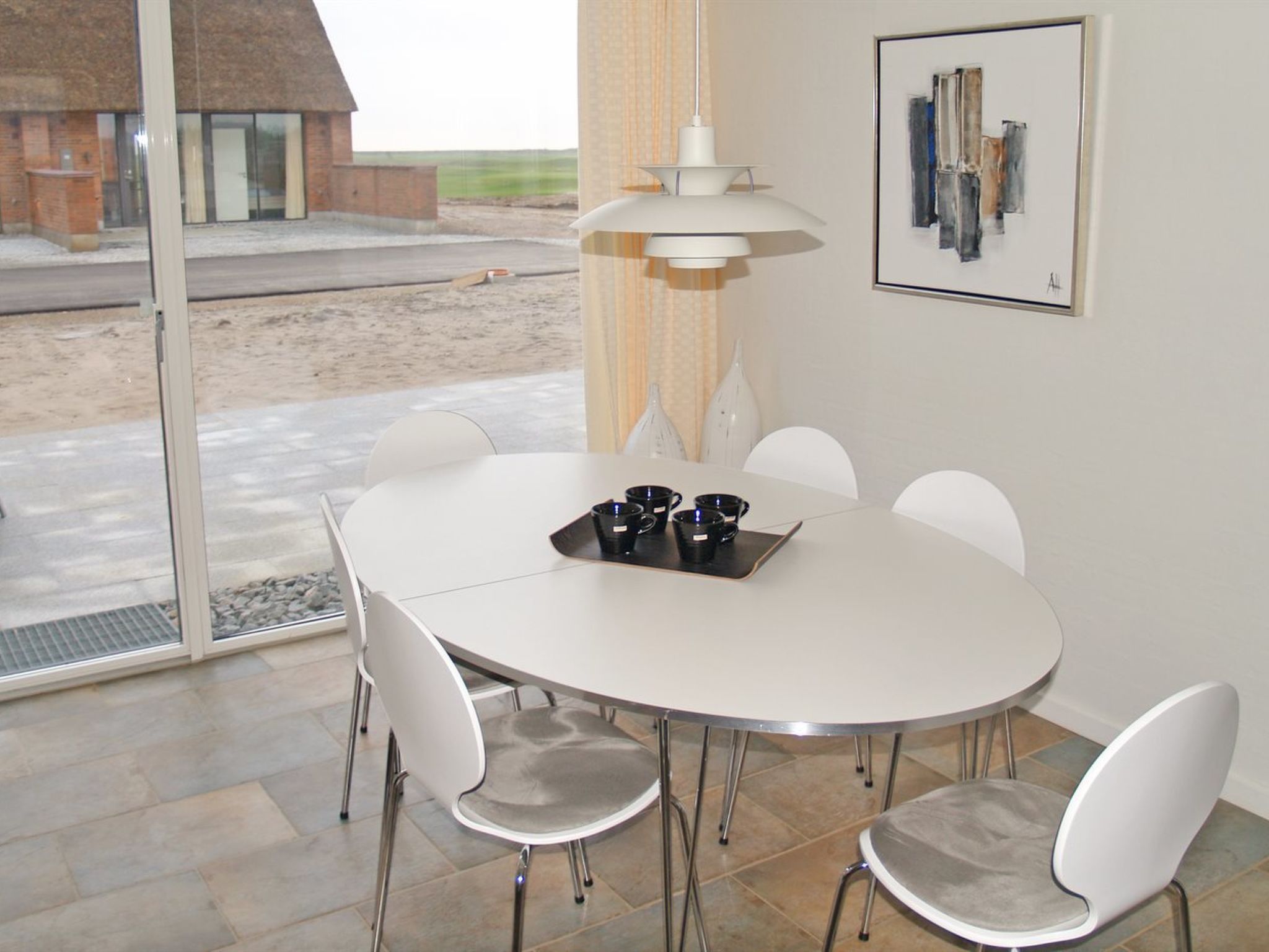 "Sophy" - 2km from the sea