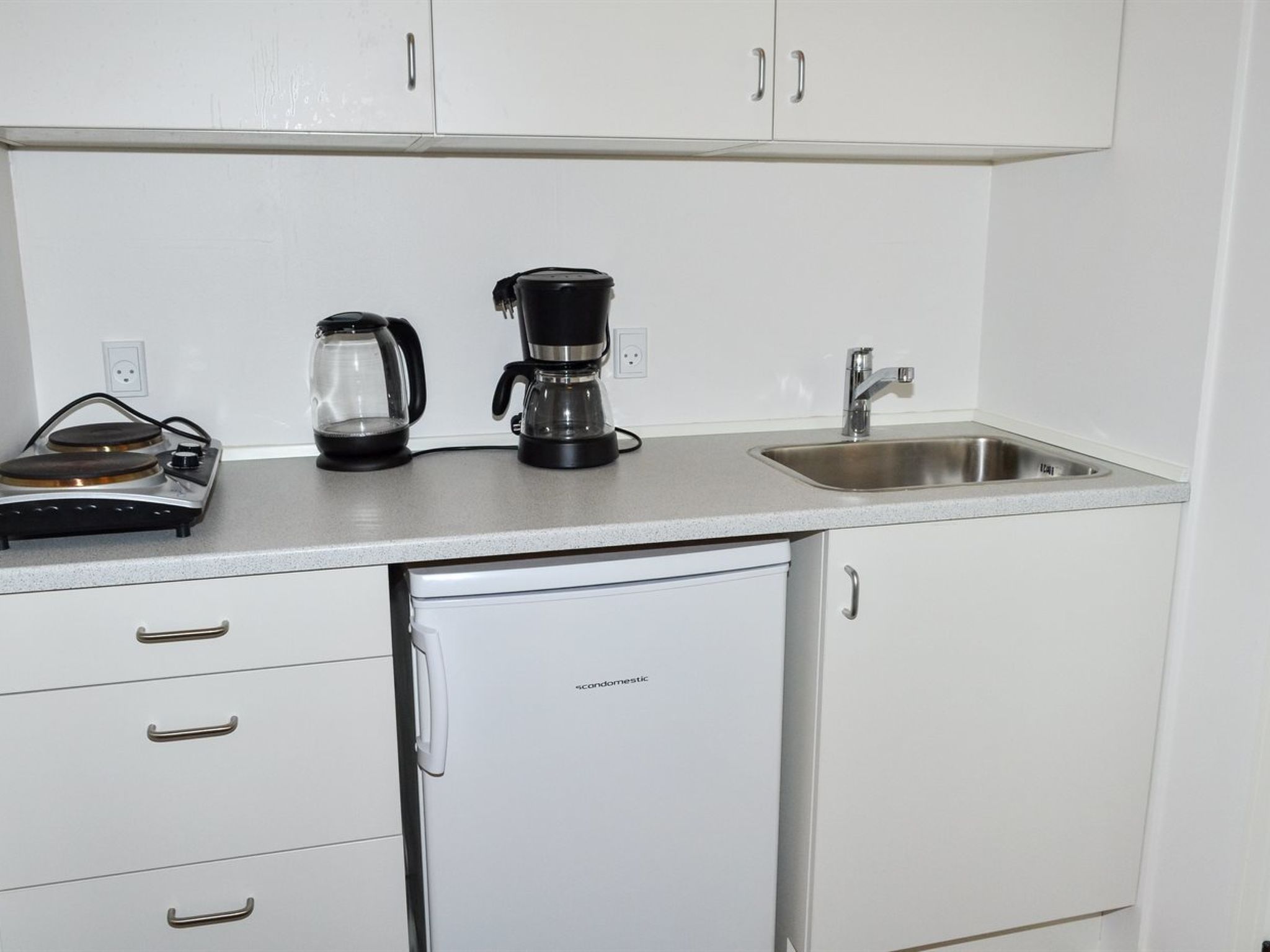 "Annicka" - 5km from the sea — Kitchen / Dining Room (5 of 12)