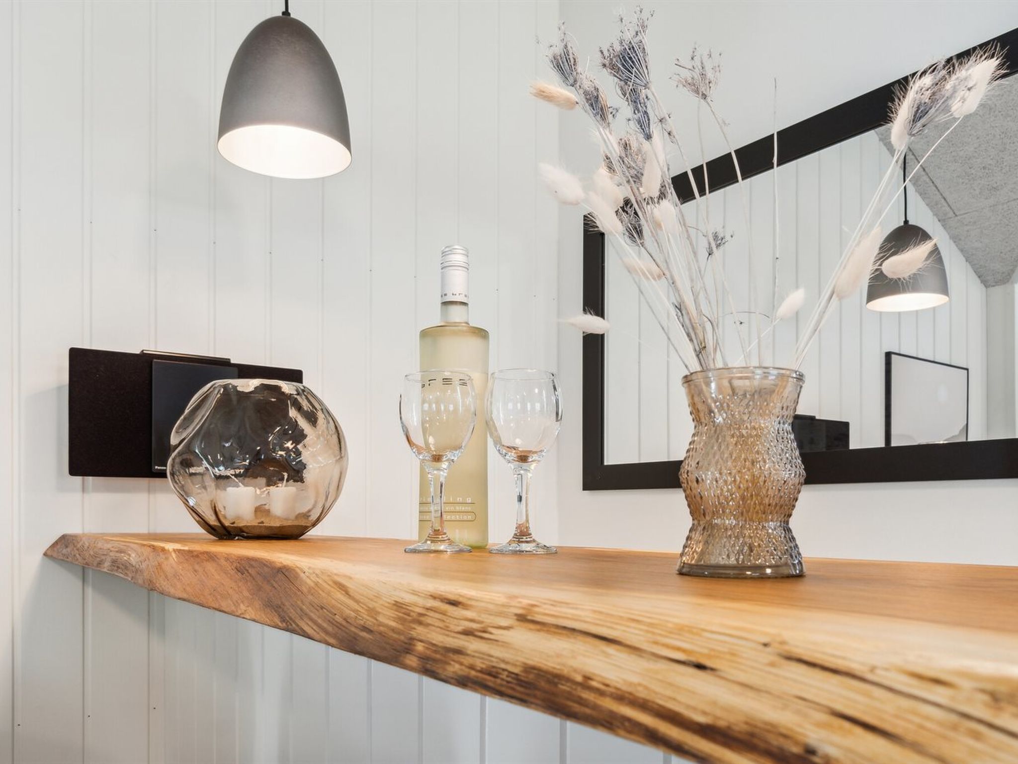 "Elvin" - 3.5km from the sea-Binnen