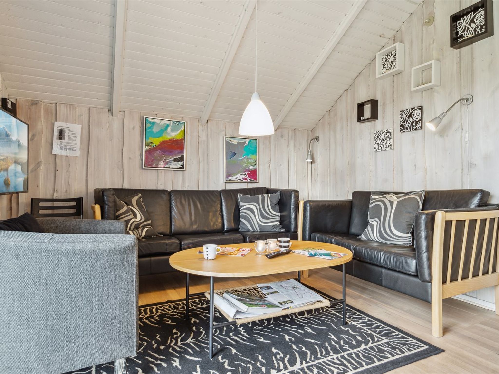 "Rohan" - 2.2km from the sea - Binnen