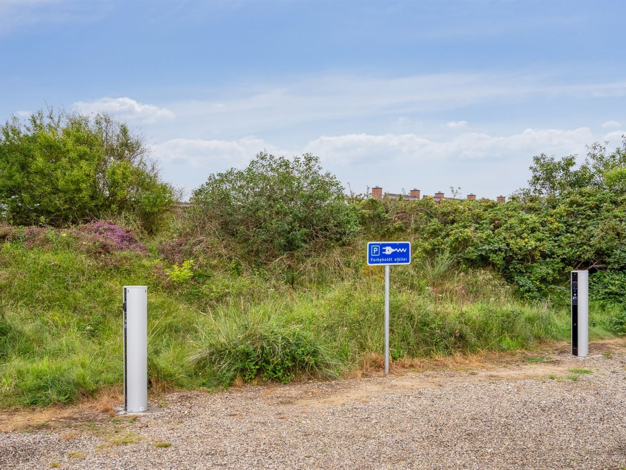 "Rohan" - 2.2km from the sea - Binnen