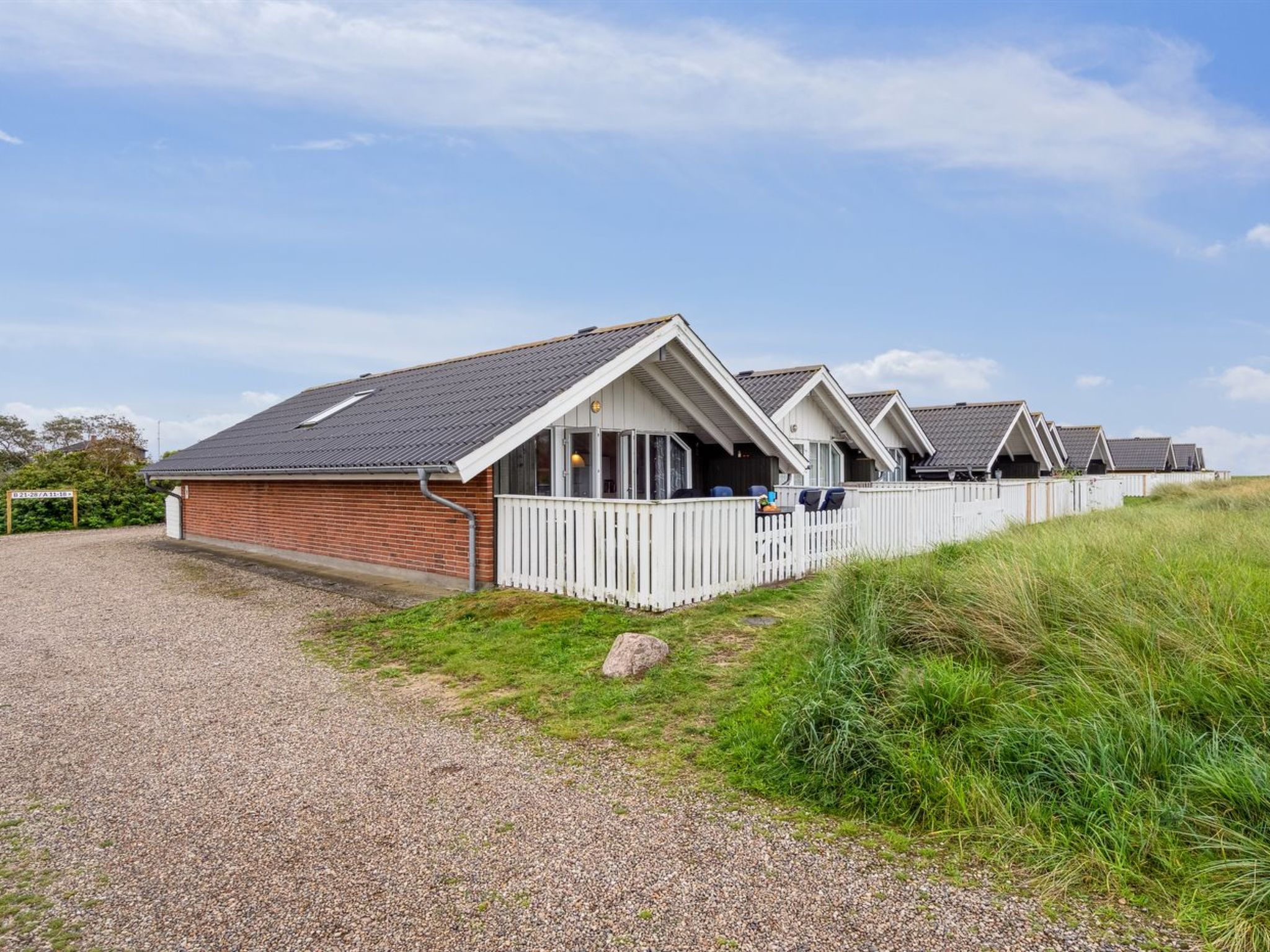 "Rohan" - 2.2km from the sea - Buiten