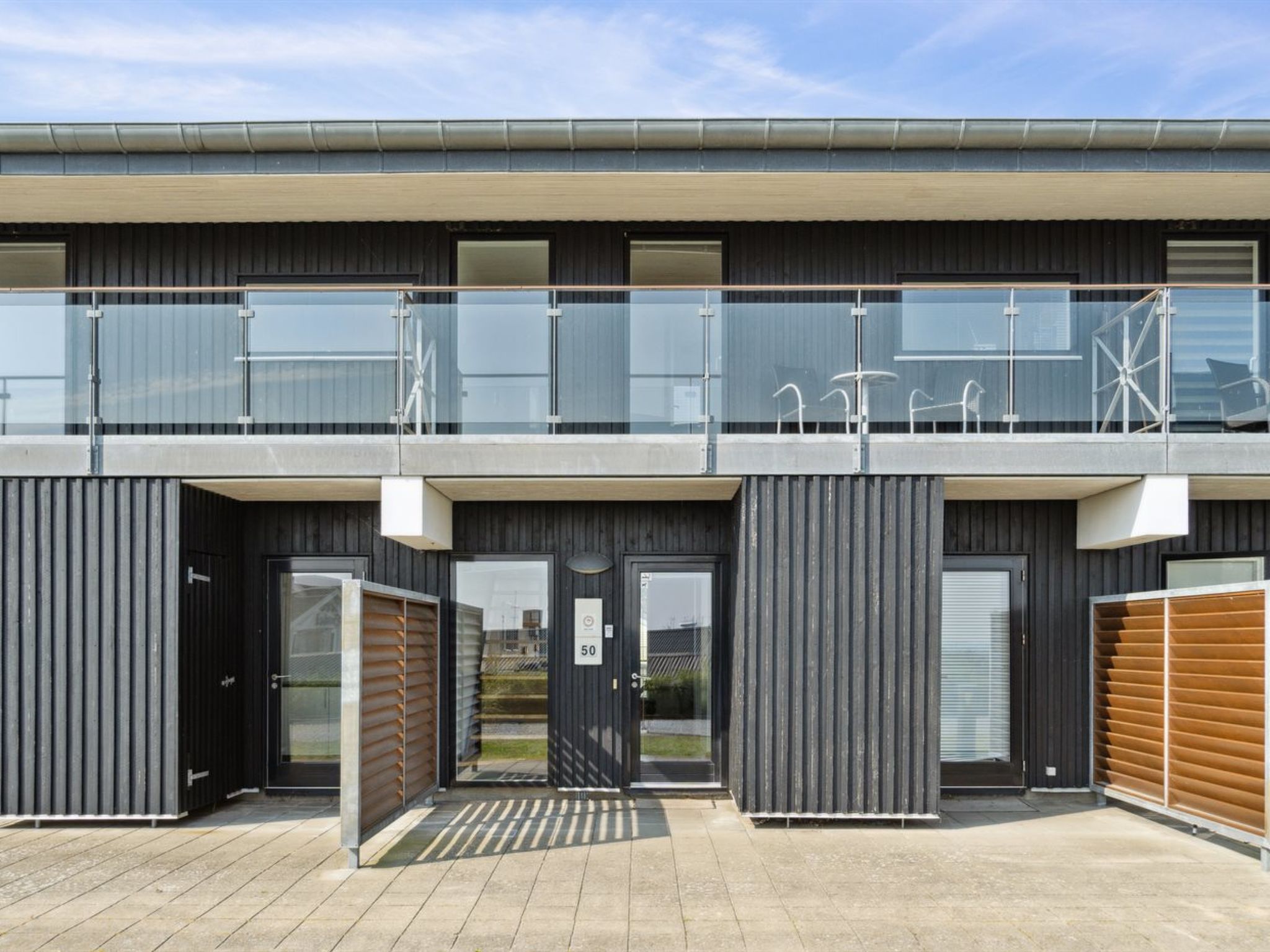 "Kimi" - 100m from the sea-Buiten