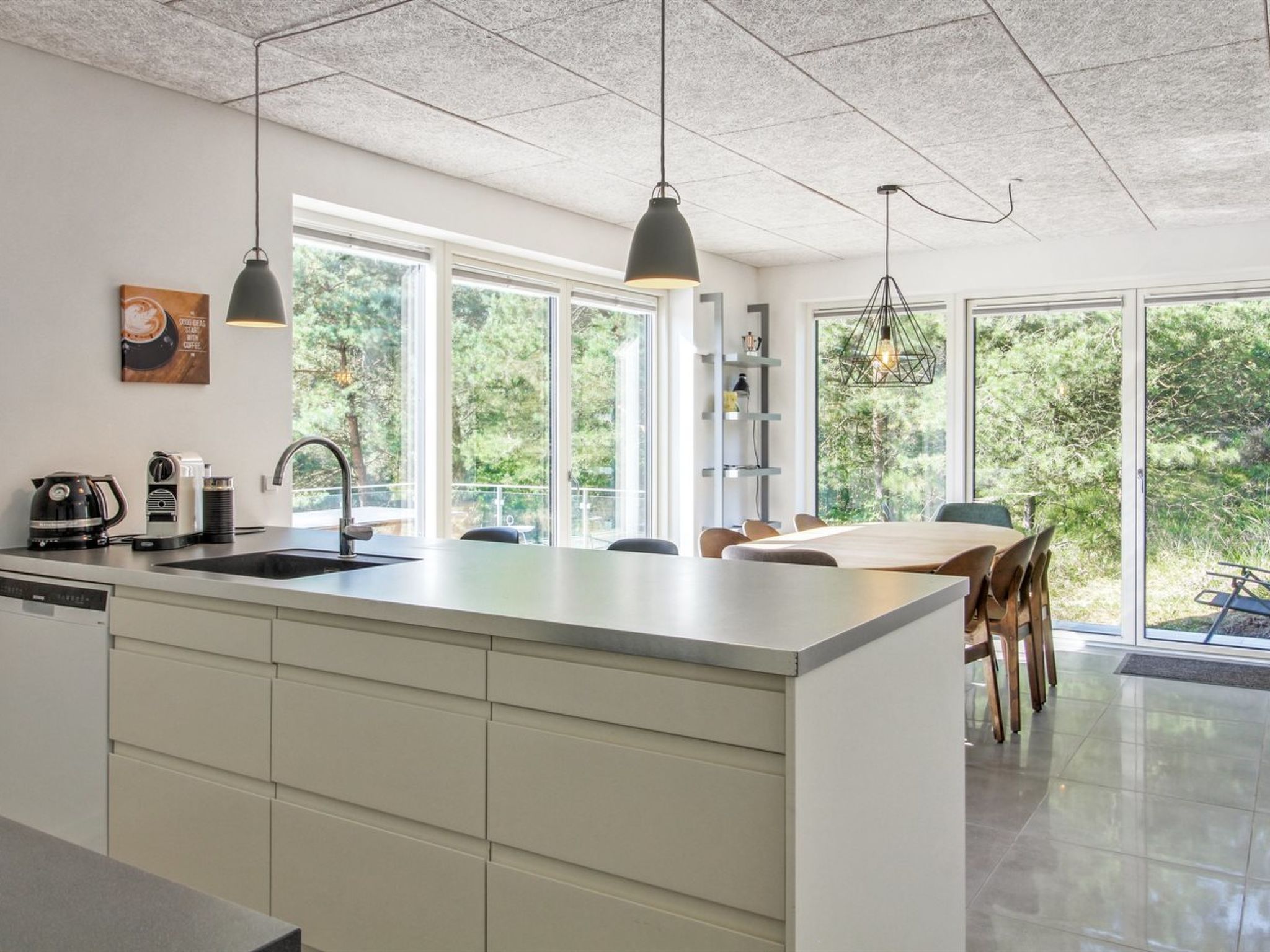 "Razmo" - 2.5km from the sea - Drinnen