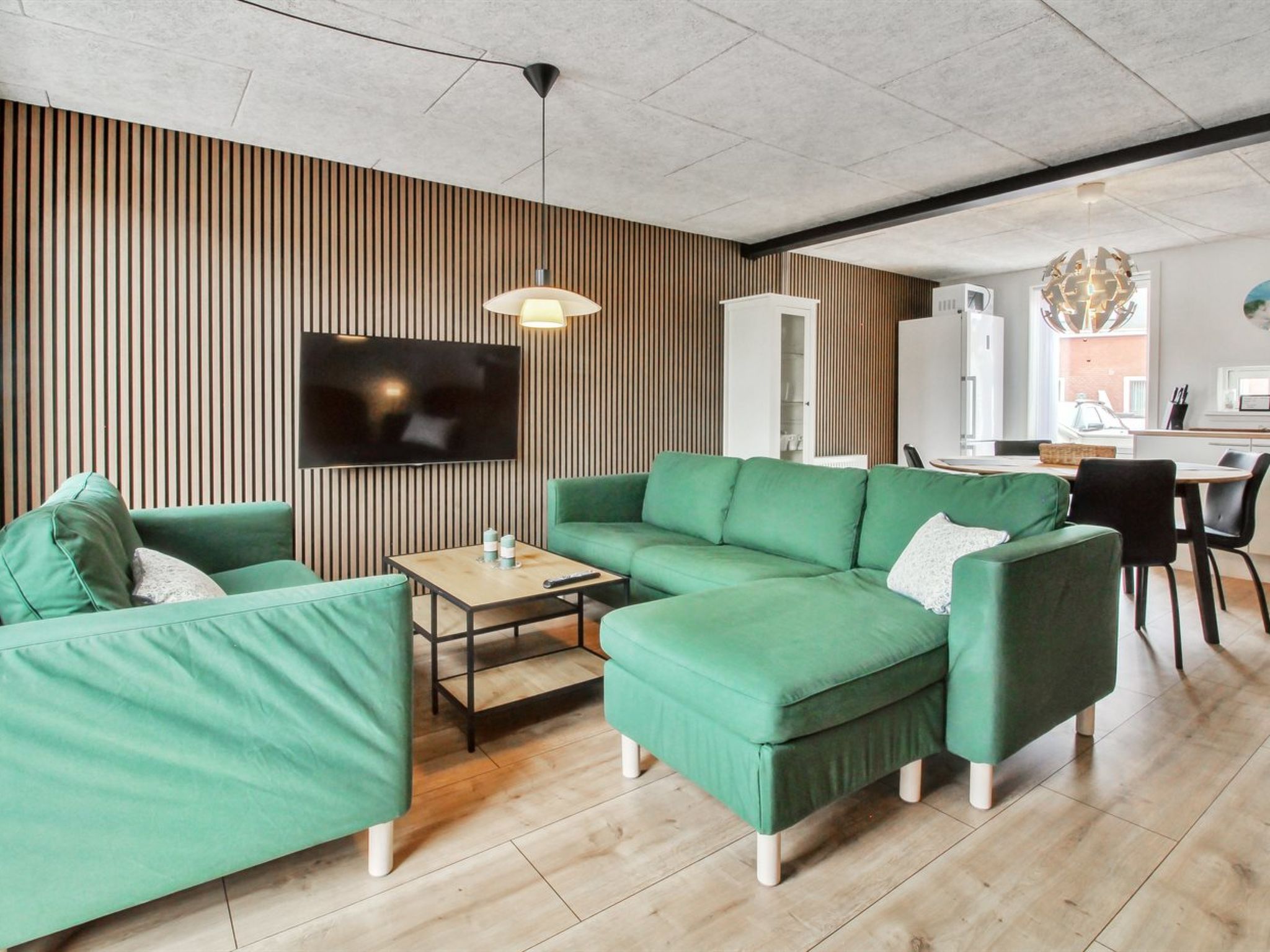 "Ilka" - 2.3km from the sea-Binnen
