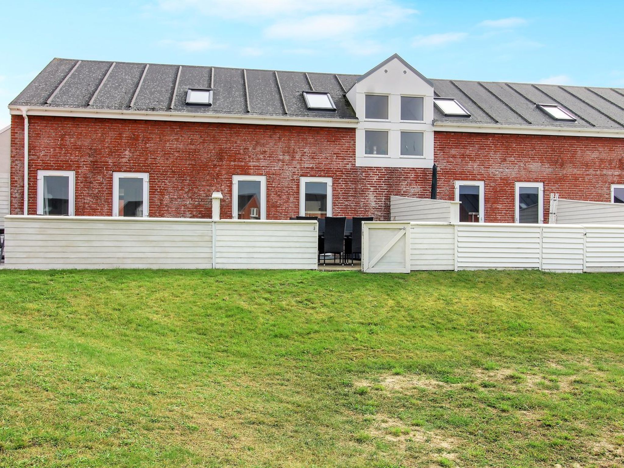 "Ilka" - 2.3km from the sea - Buiten