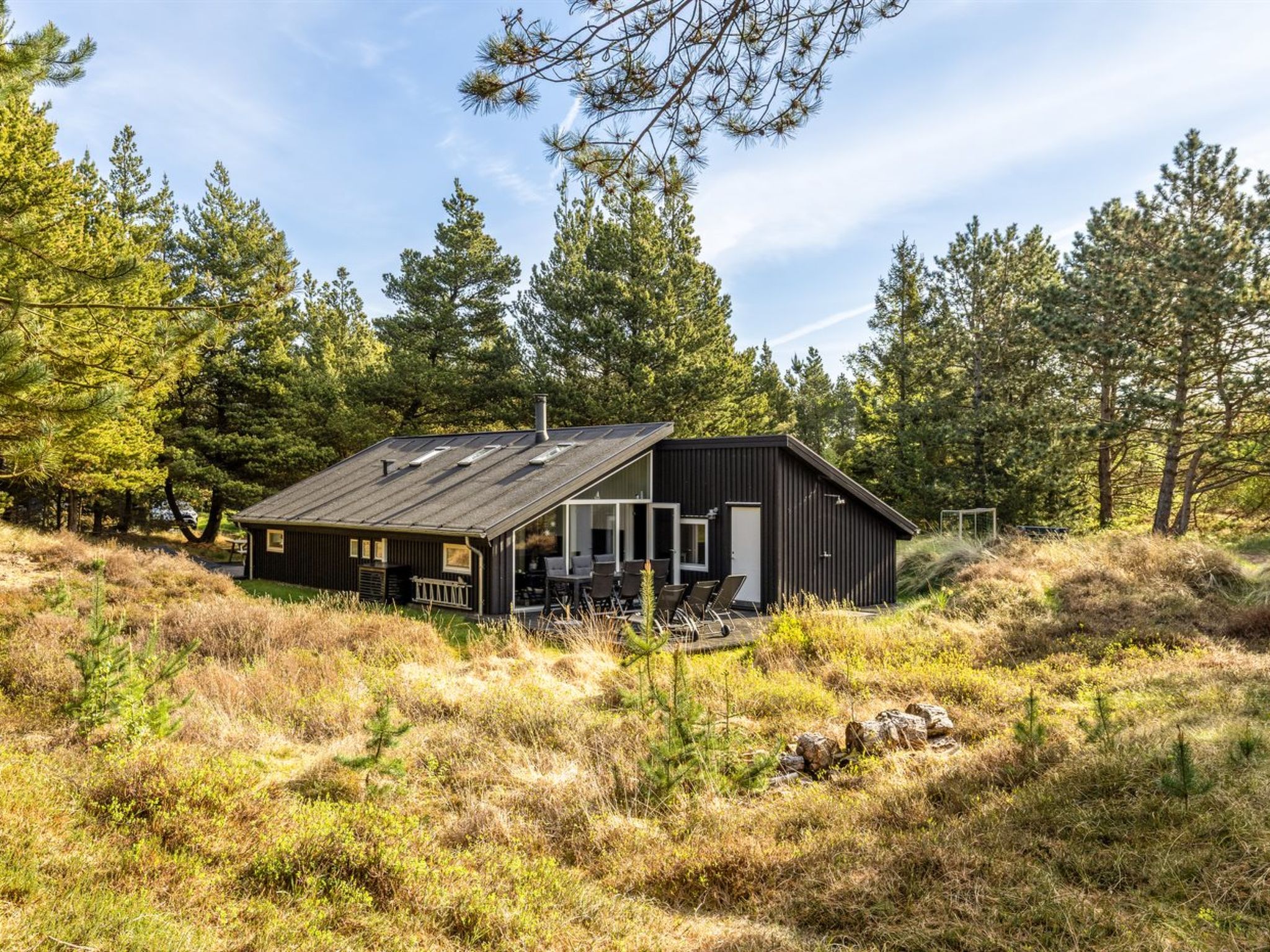"Emila" - 2.2km from the sea