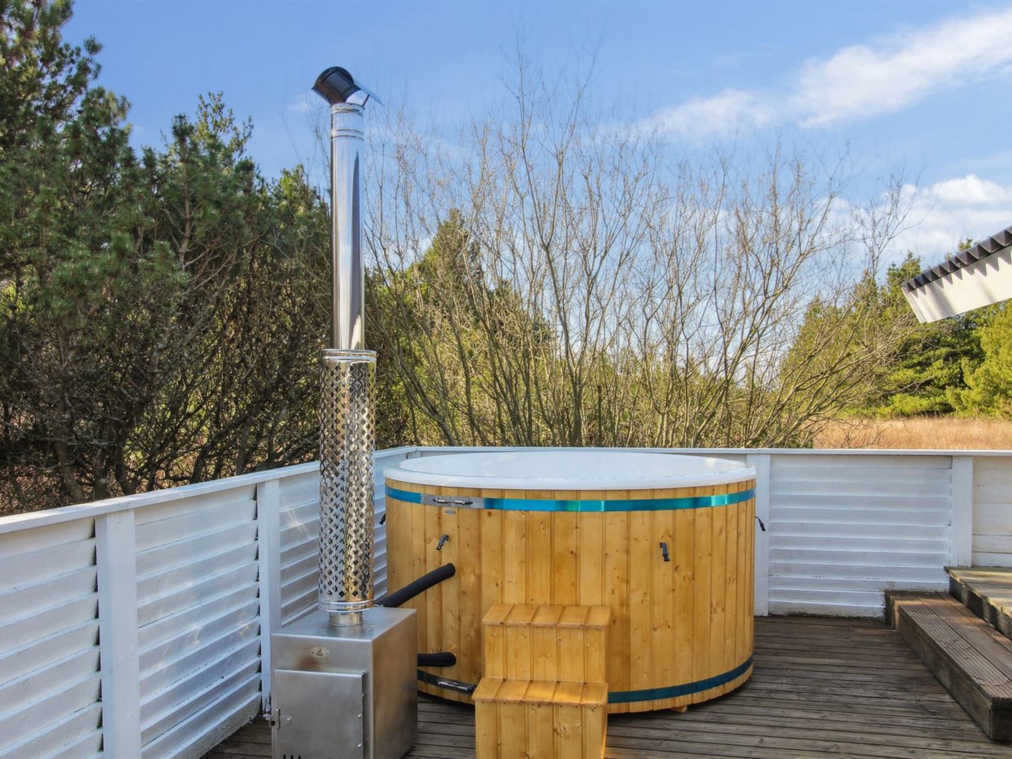 "Elpida" - 2km from the sea