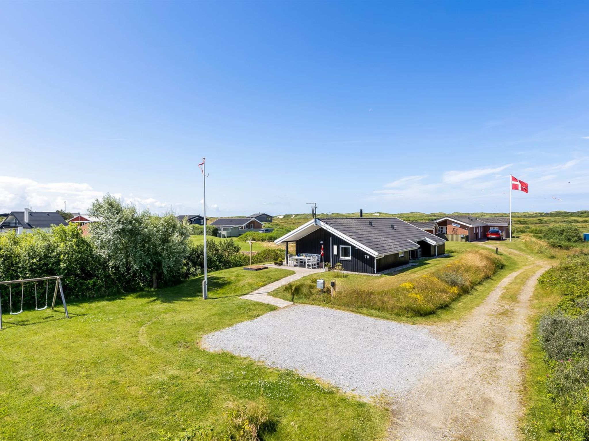 "Hariet" - 300m from the sea