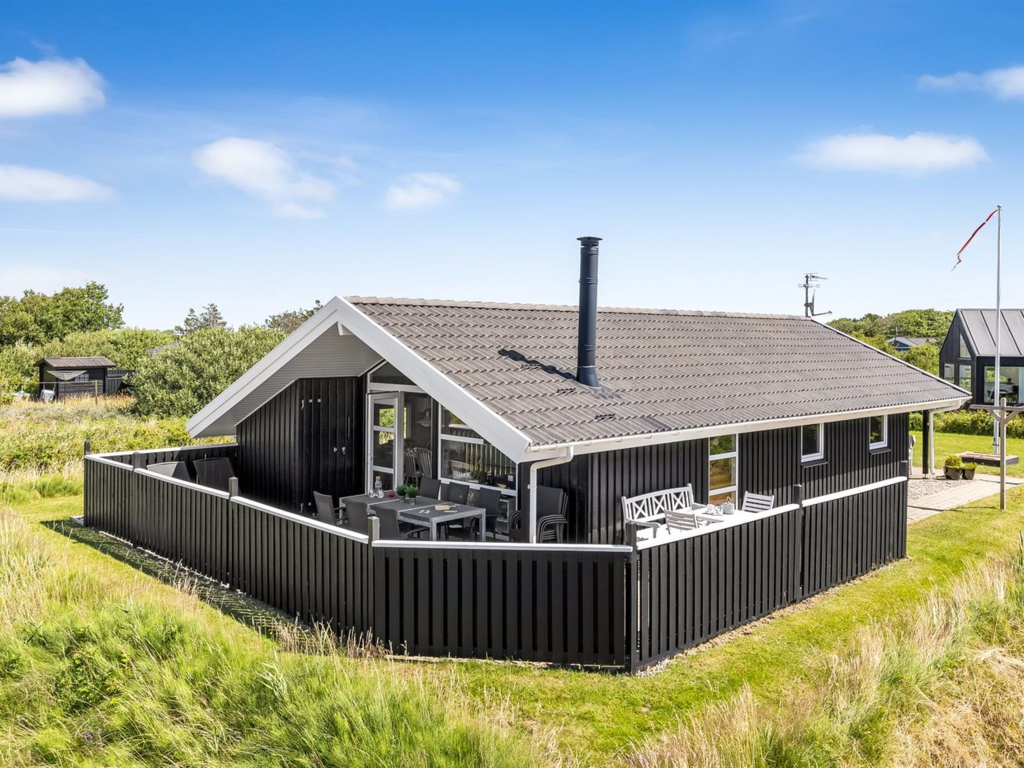 "Hariet" - 300m from the sea - Buiten