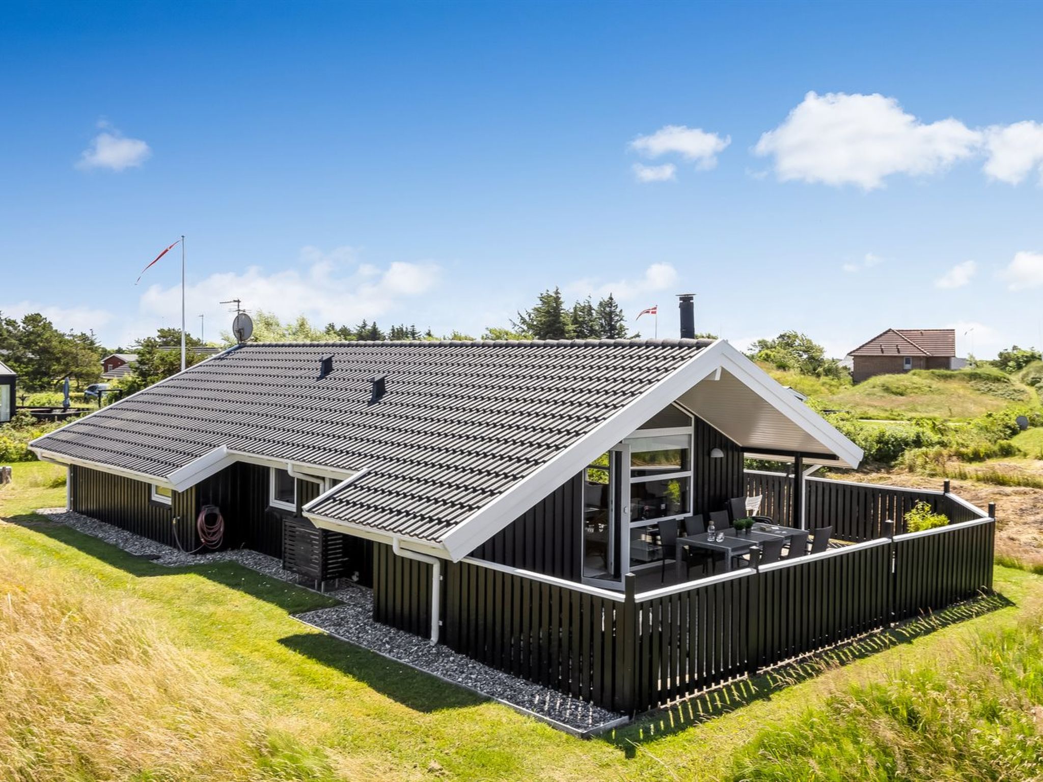 "Hariet" - 300m from the sea - Buiten