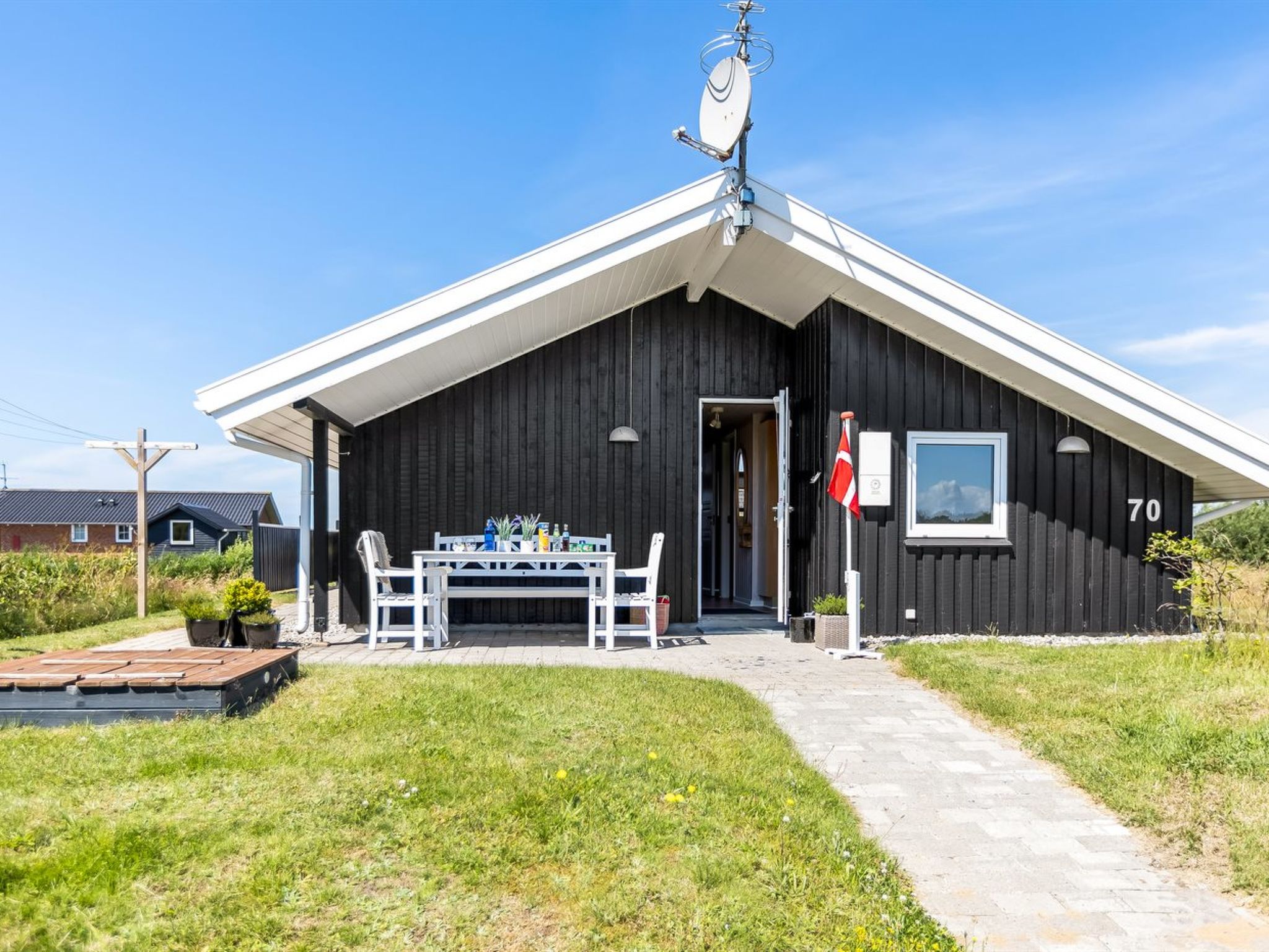 "Hariet" - 300m from the sea - Buiten