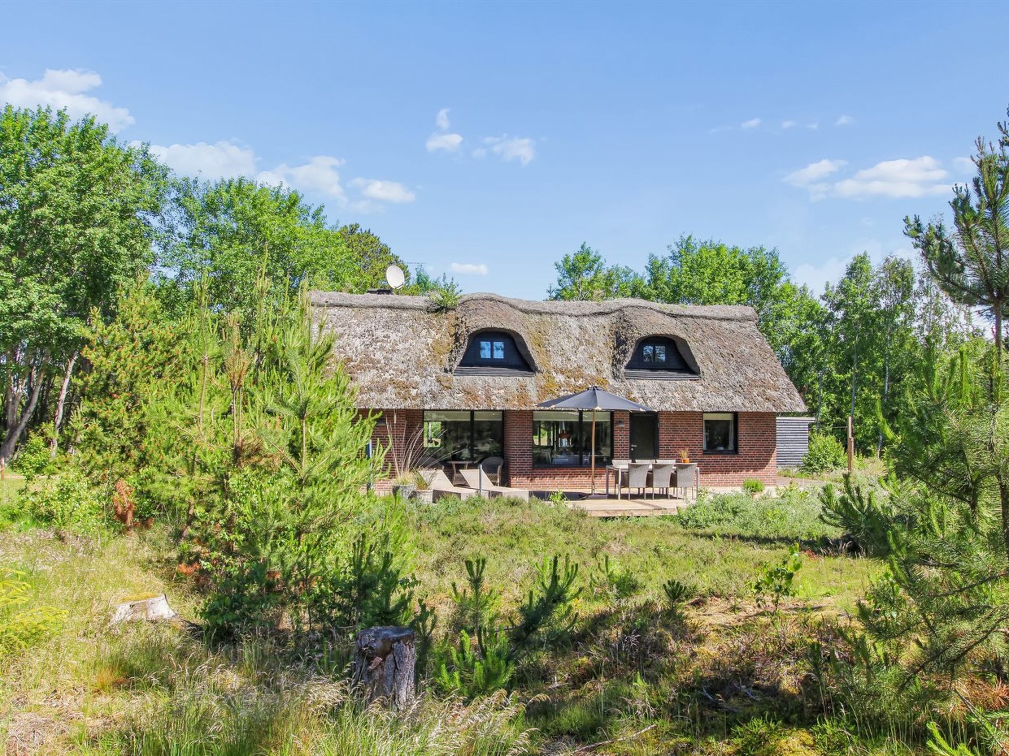 "Kersta" - 3.3km from the sea - Buiten