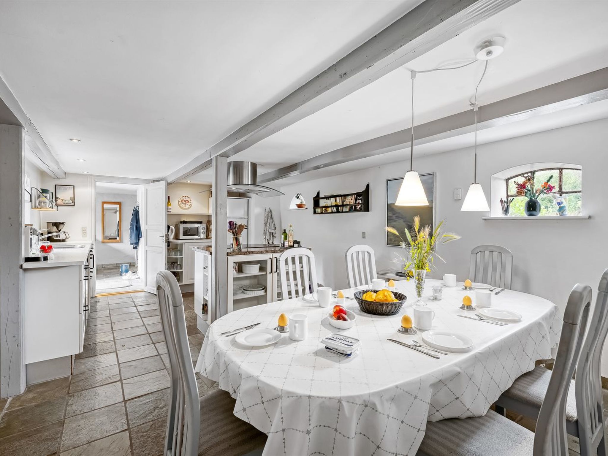 "Wiss" - 4.1km from the sea - Inside