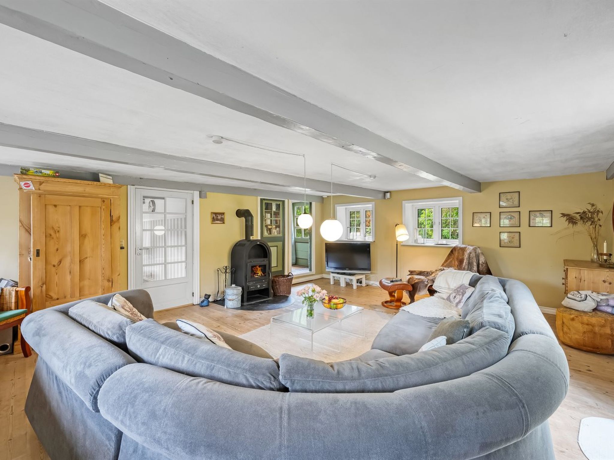 "Wiss" - 4.1km from the sea - Inside