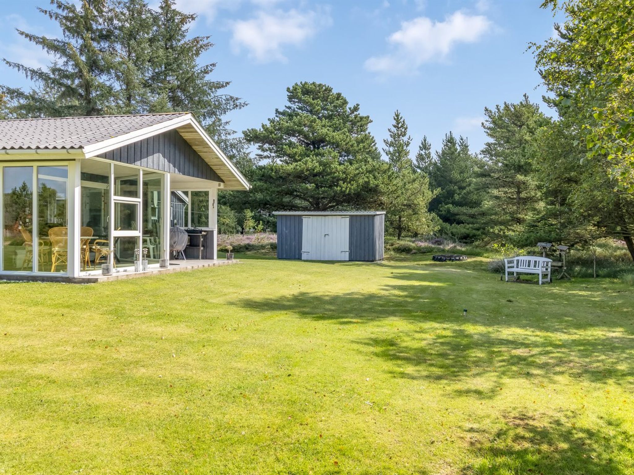 "Fiallar" - 3.2km from the sea - Buiten
