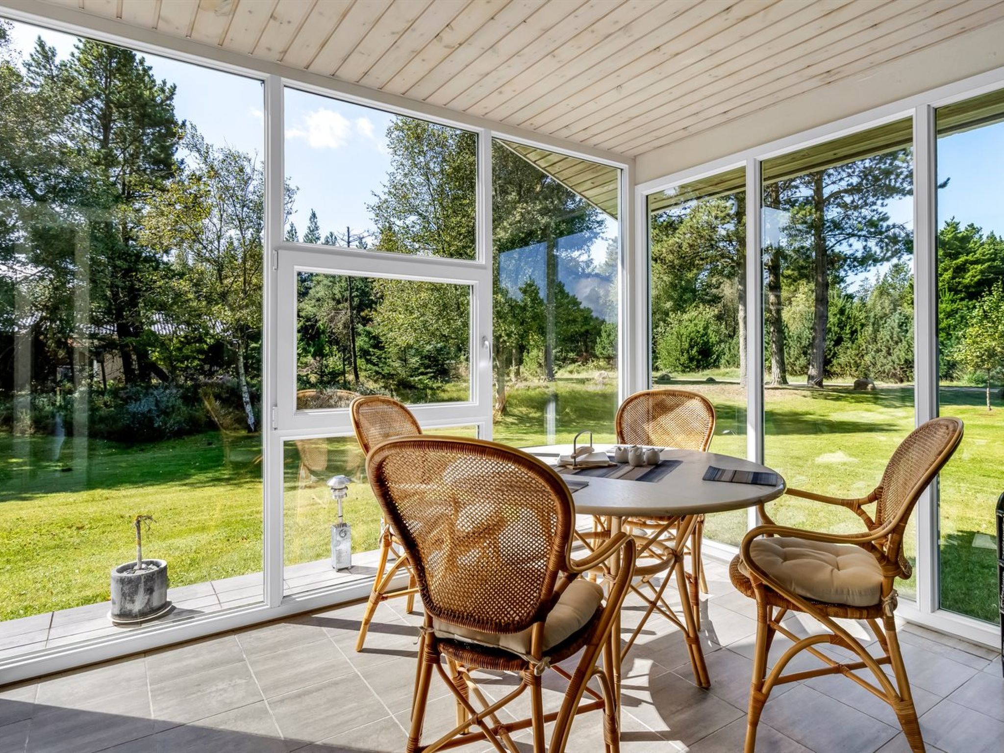 "Fiallar" - 3.2km from the sea-Drinnen