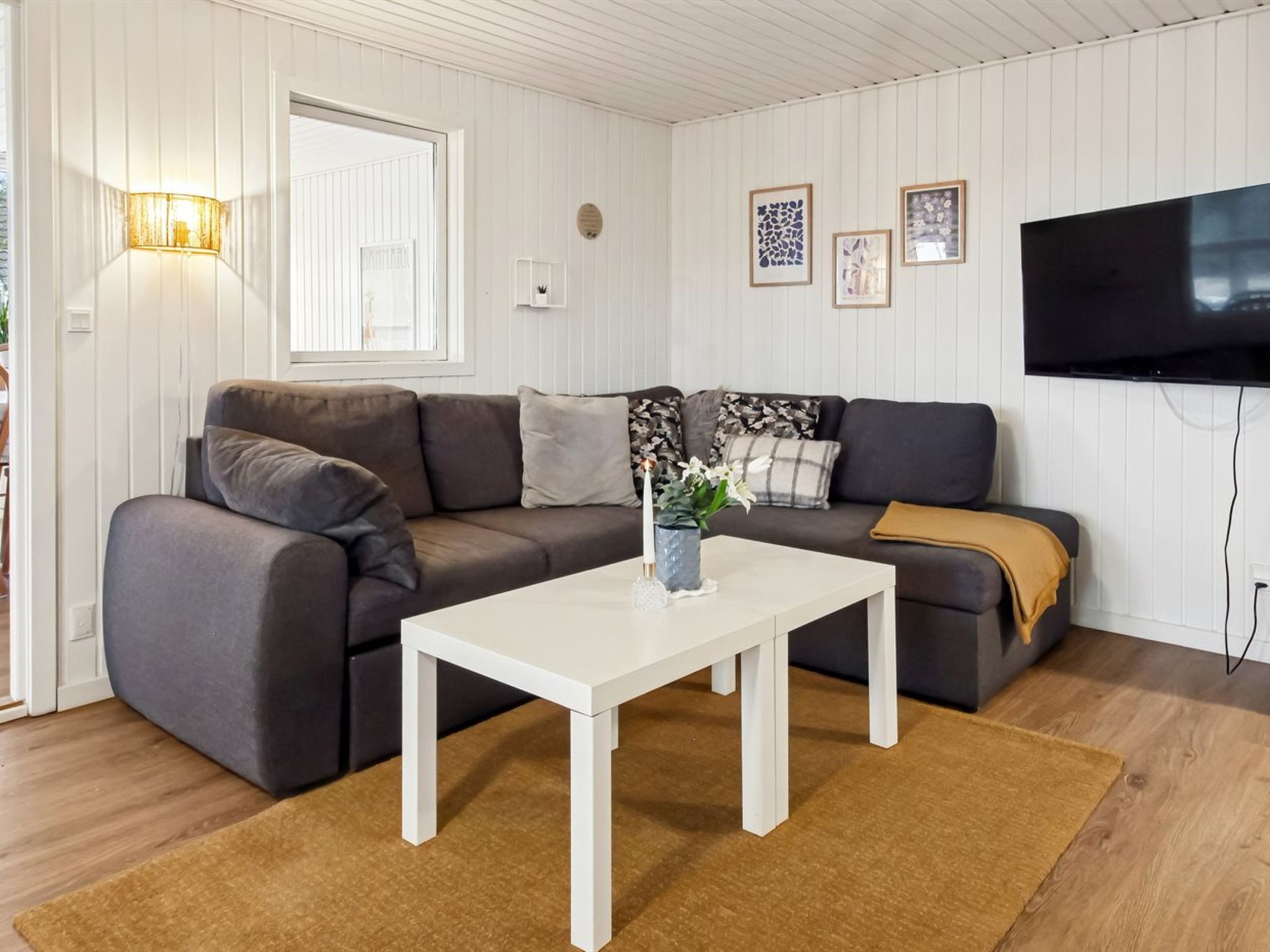 "Knud" - 2.5km from the sea - Binnen