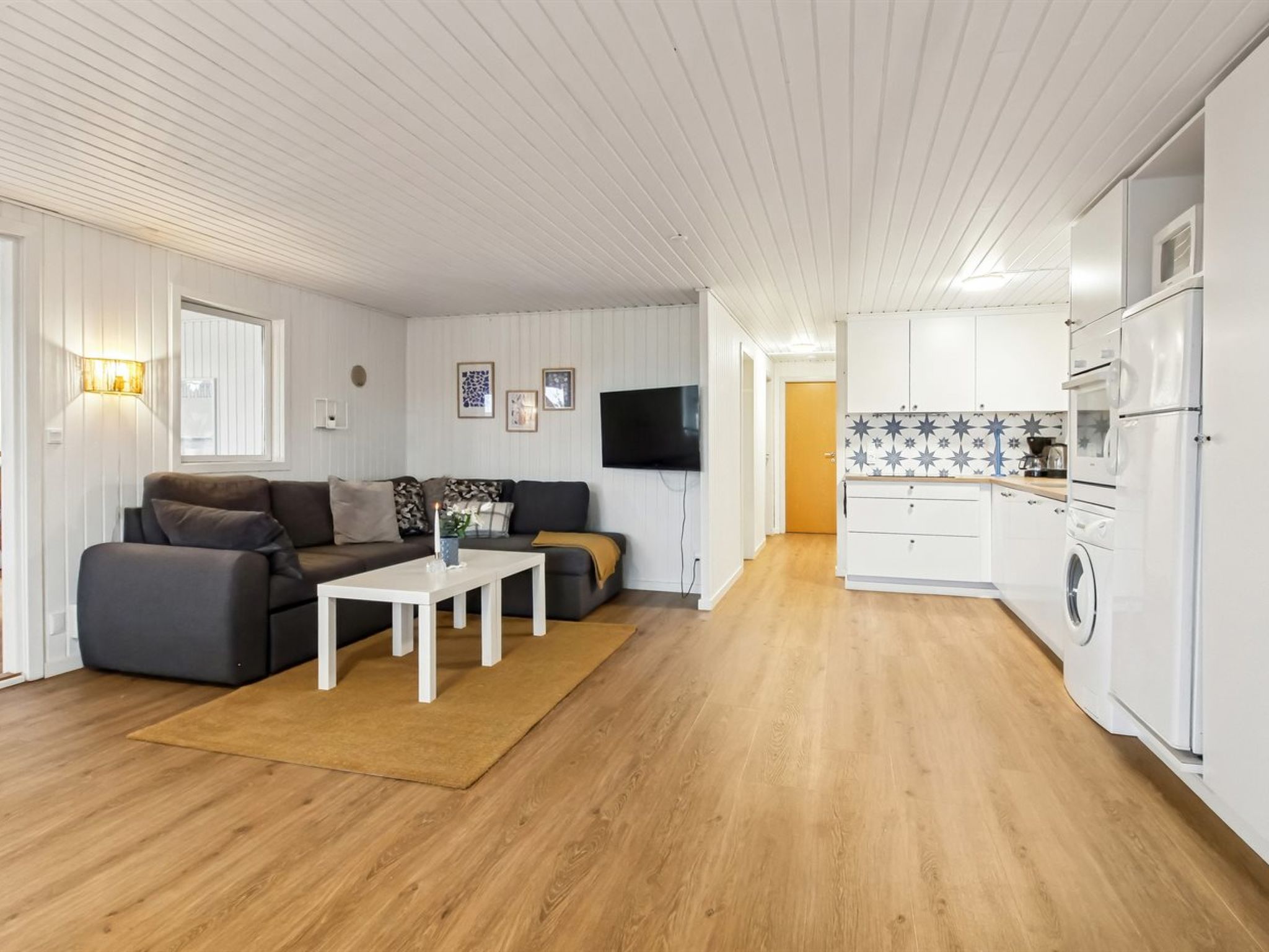 "Knud" - 2.5km from the sea - Binnen