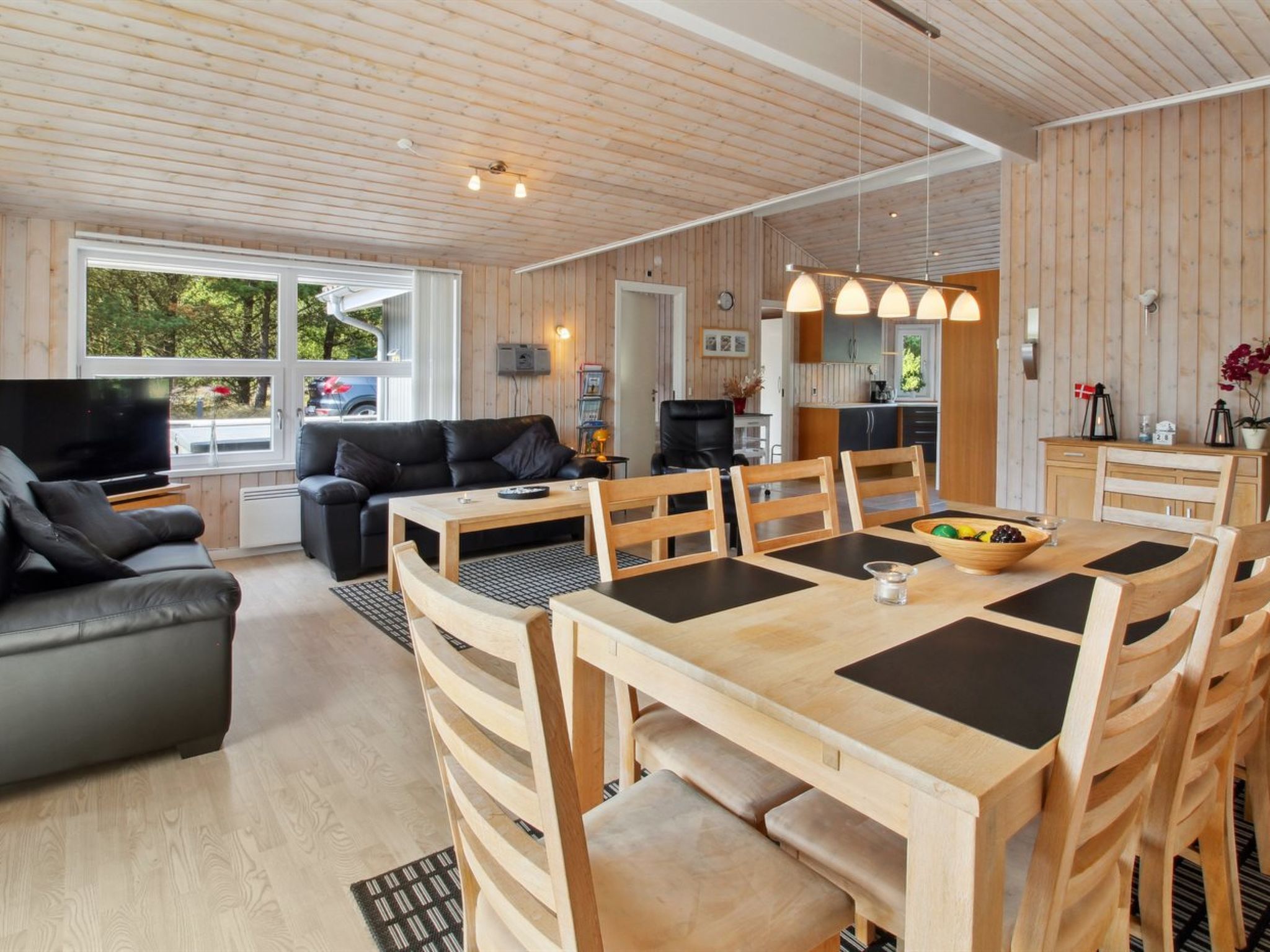 "Kiowa" - 4km from the sea-Drinnen