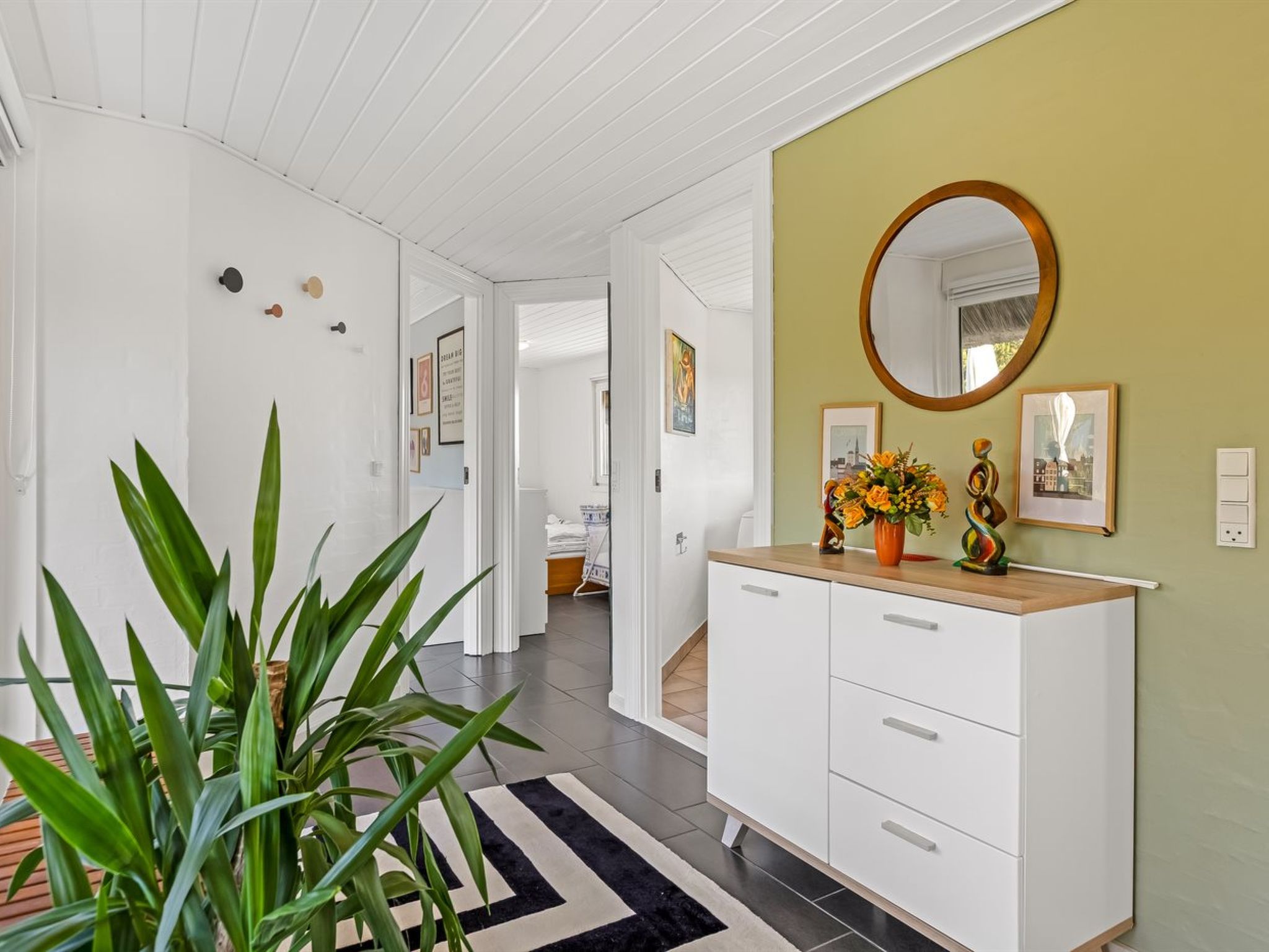 "Esma" - 3km from the sea - Binnen