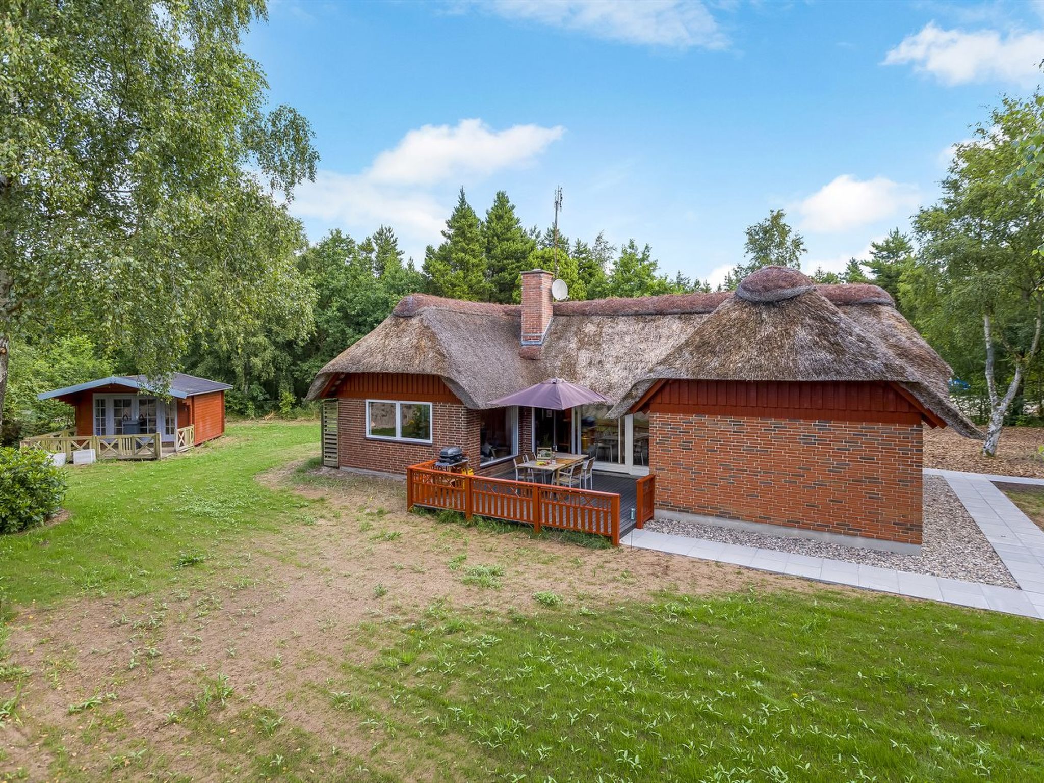 "Menard" - 1.2km from the sea - Buiten