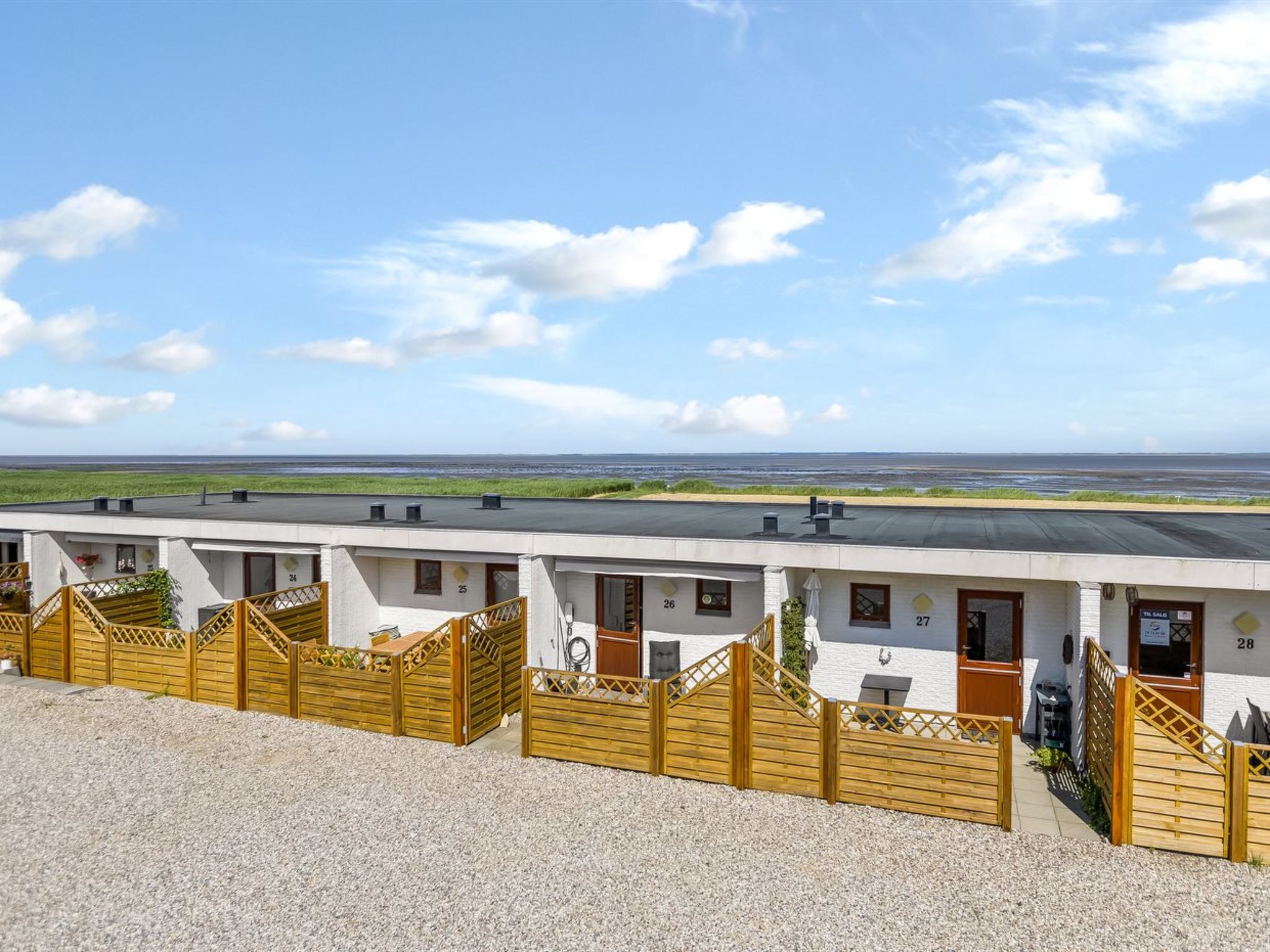 "Kjera" - 2.4km from the sea-Buiten