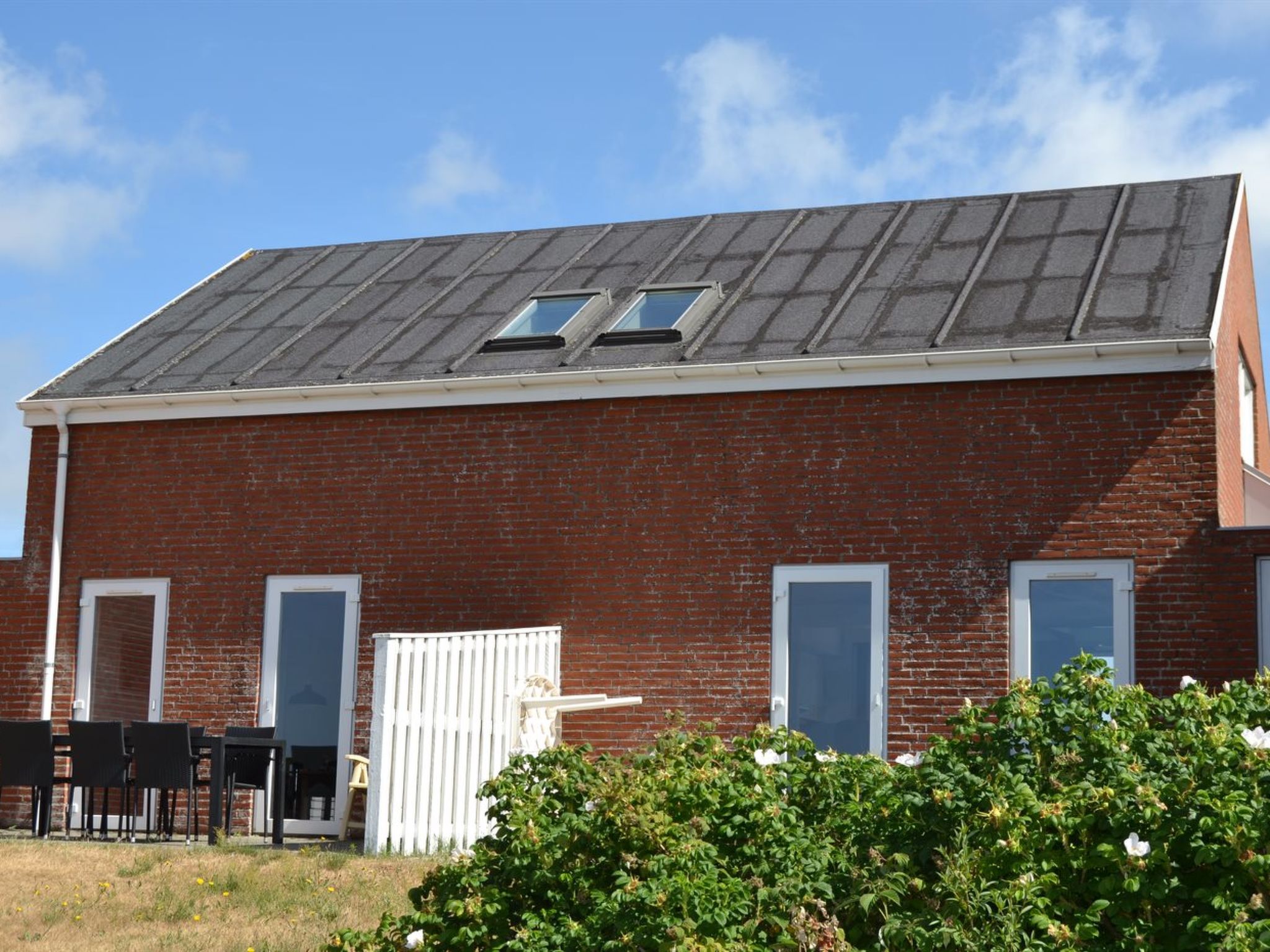 "Steffan" - 2.3km from the sea-Outside