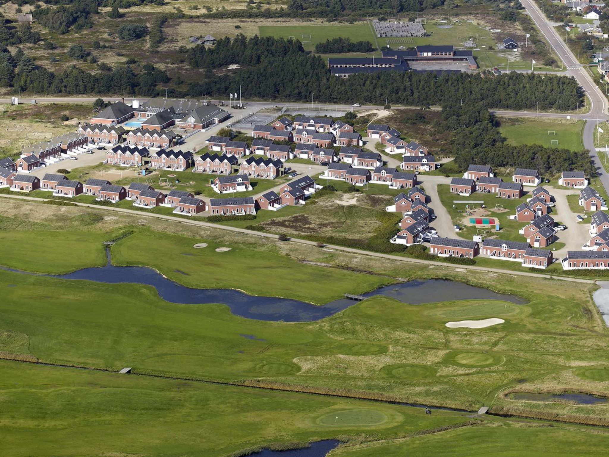 "Steffan" - 2.3km from the sea-Outside