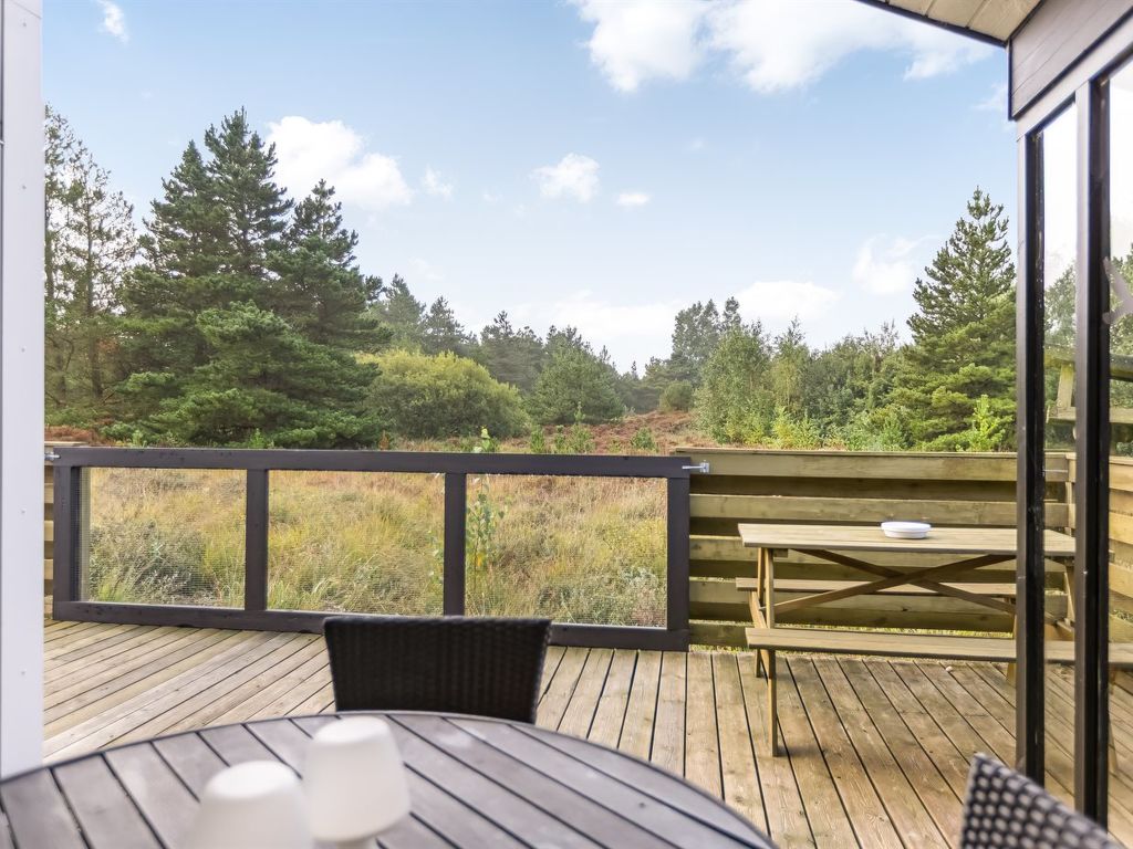 'Tole' - 2km from the sea