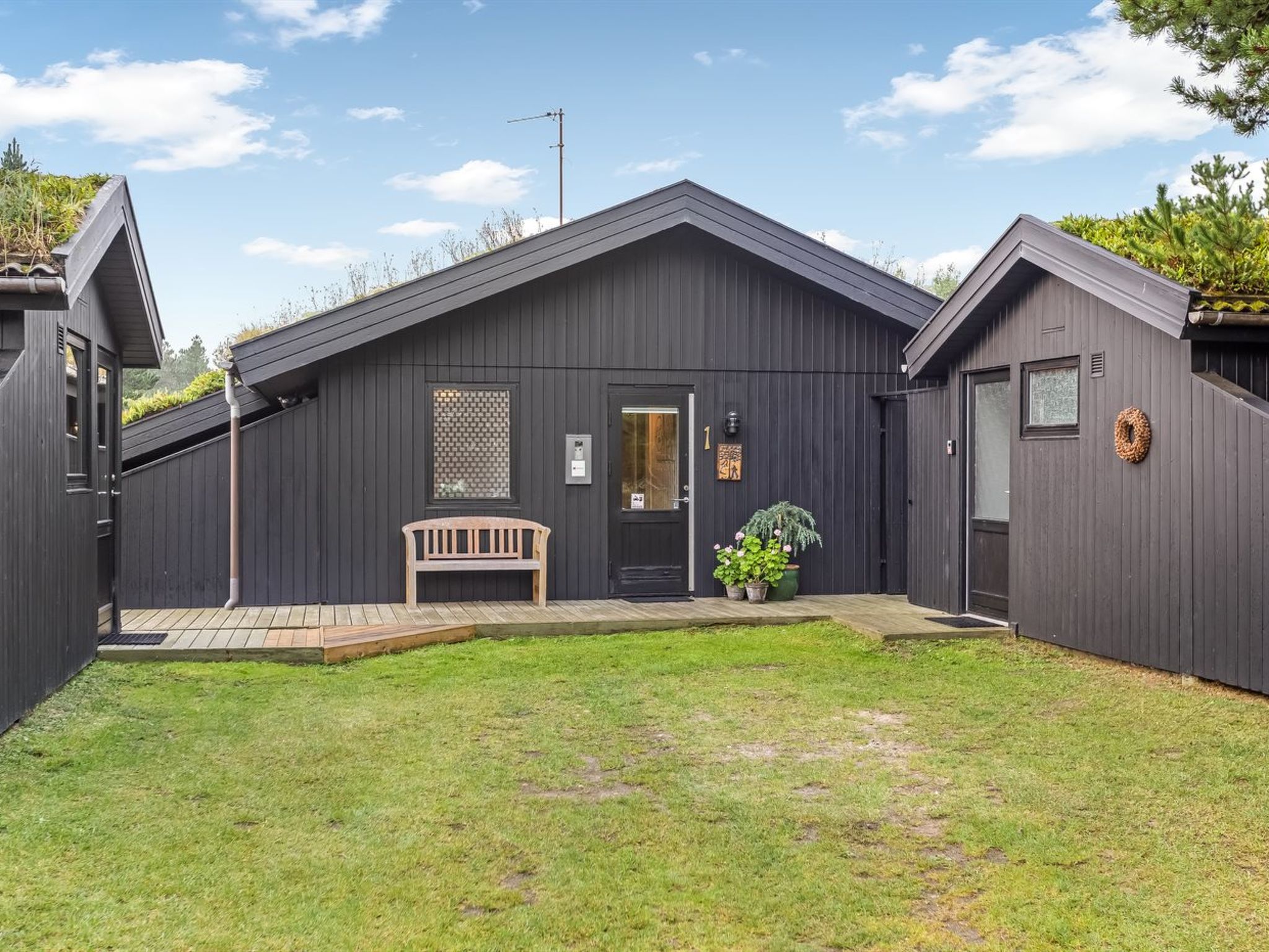 "Tole" - 2km from the sea-Buiten