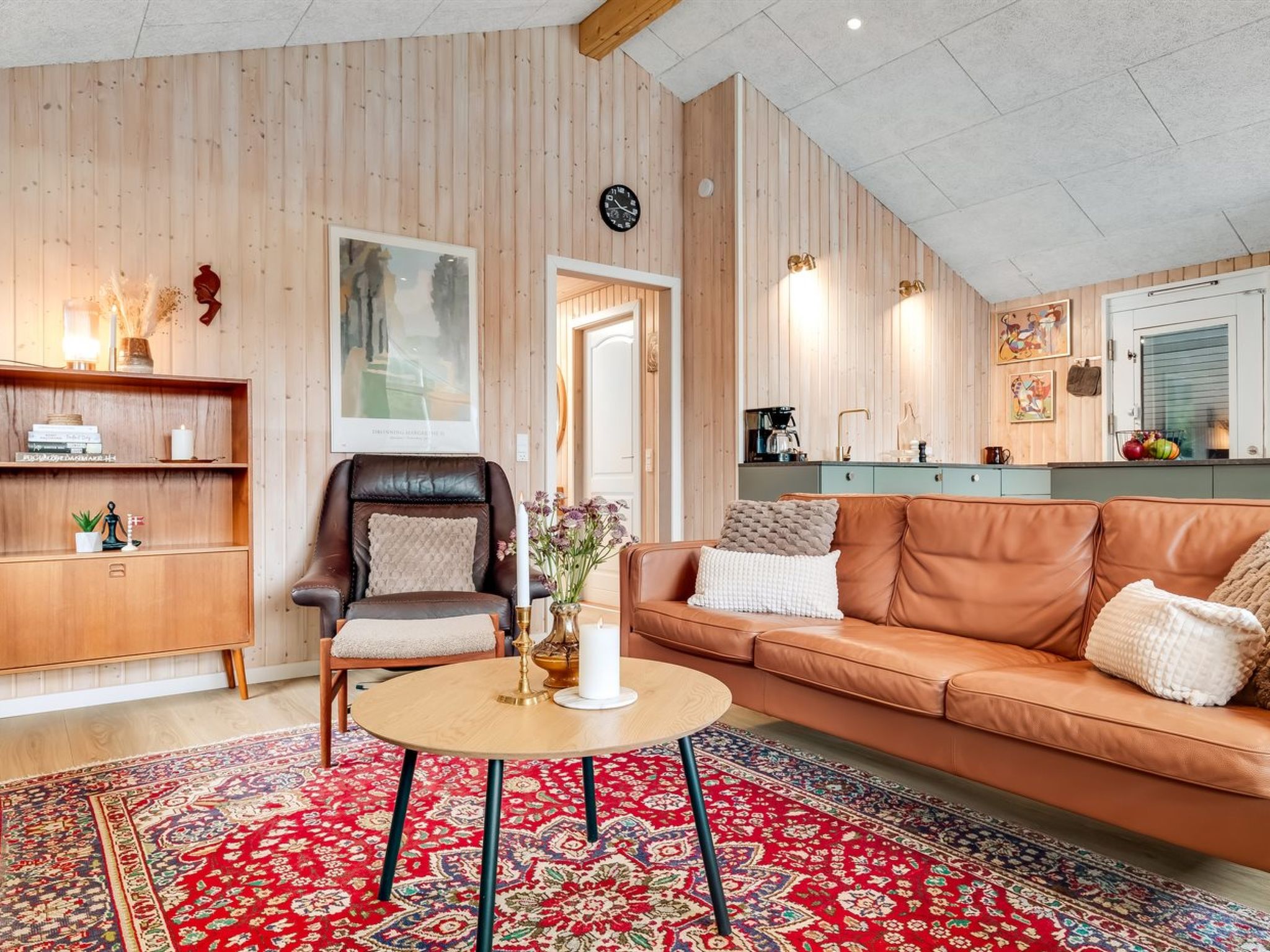 "Tole" - 2km from the sea