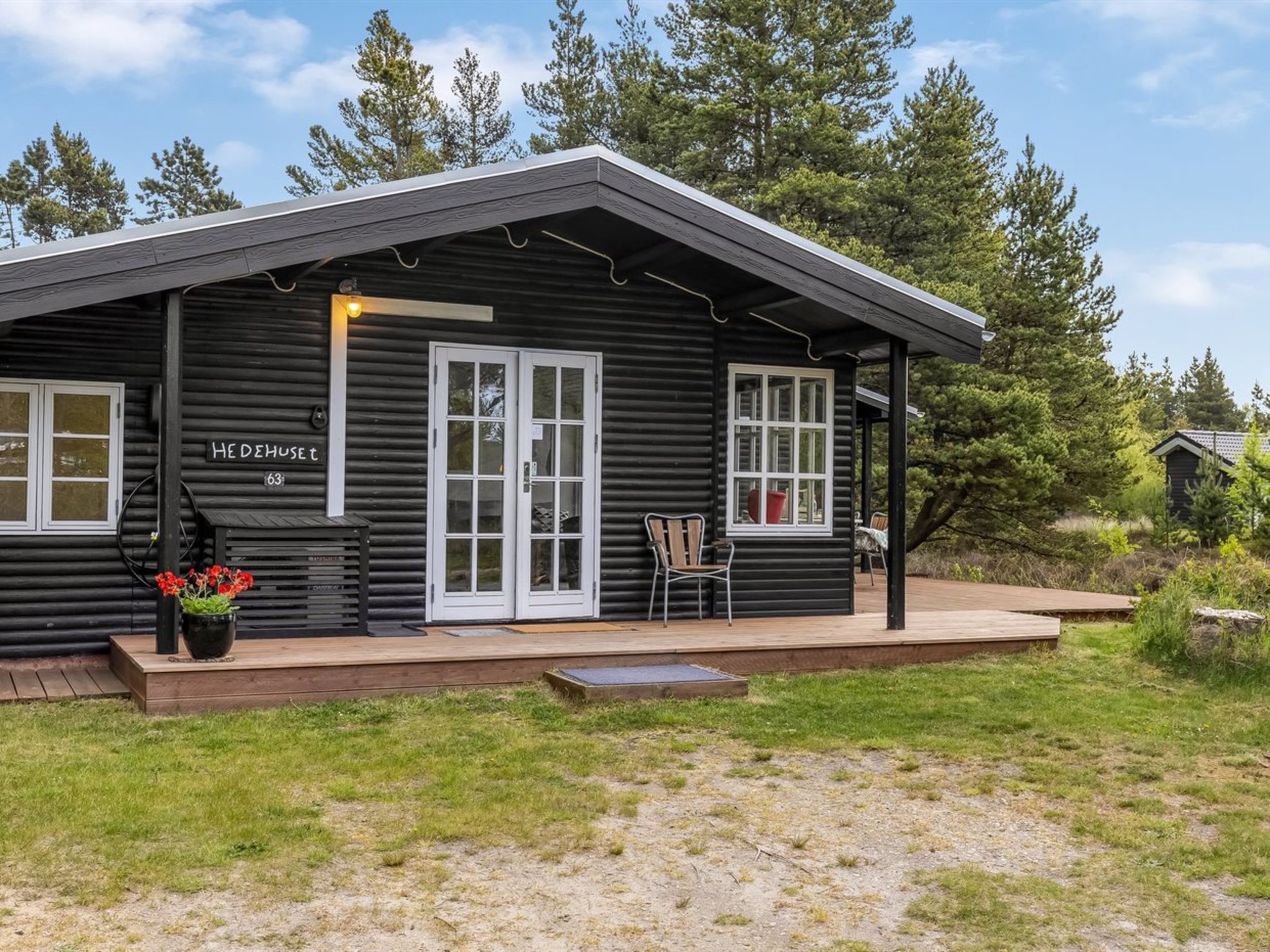 "Momo" - 2.8km from the sea - Buiten