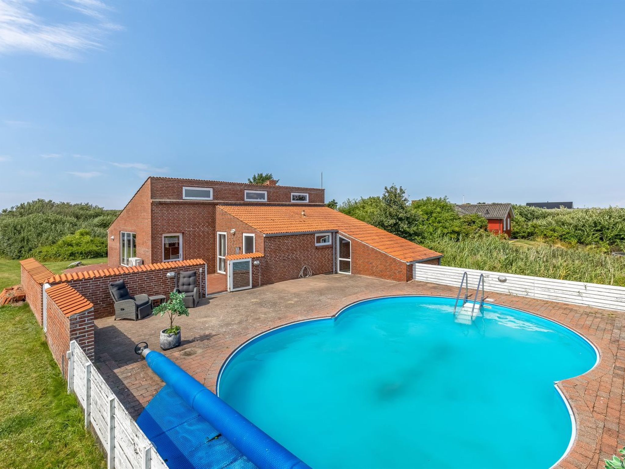 "Scarlet" - 500m from the sea